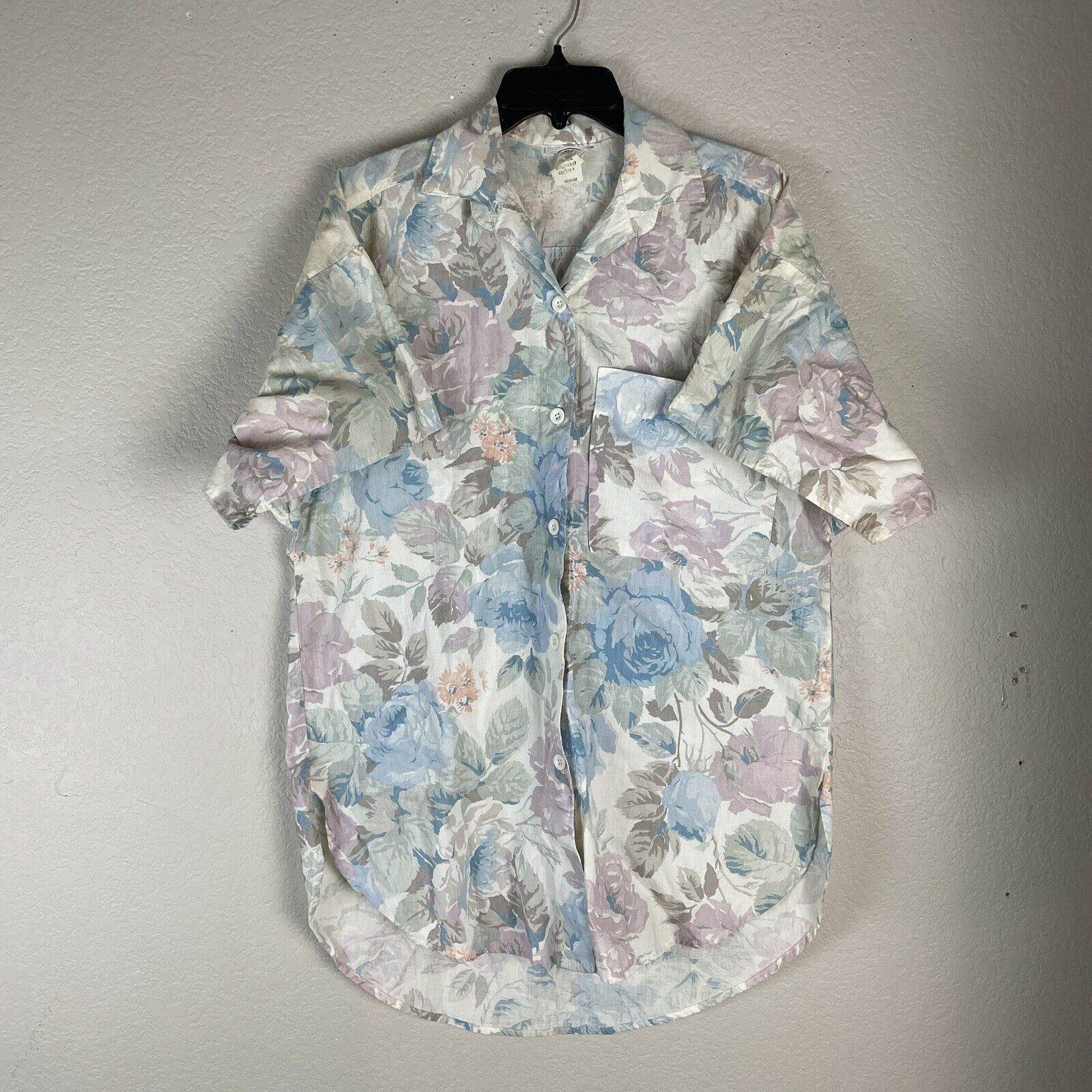 Vintage Floral Button Up Shirt Size Medium