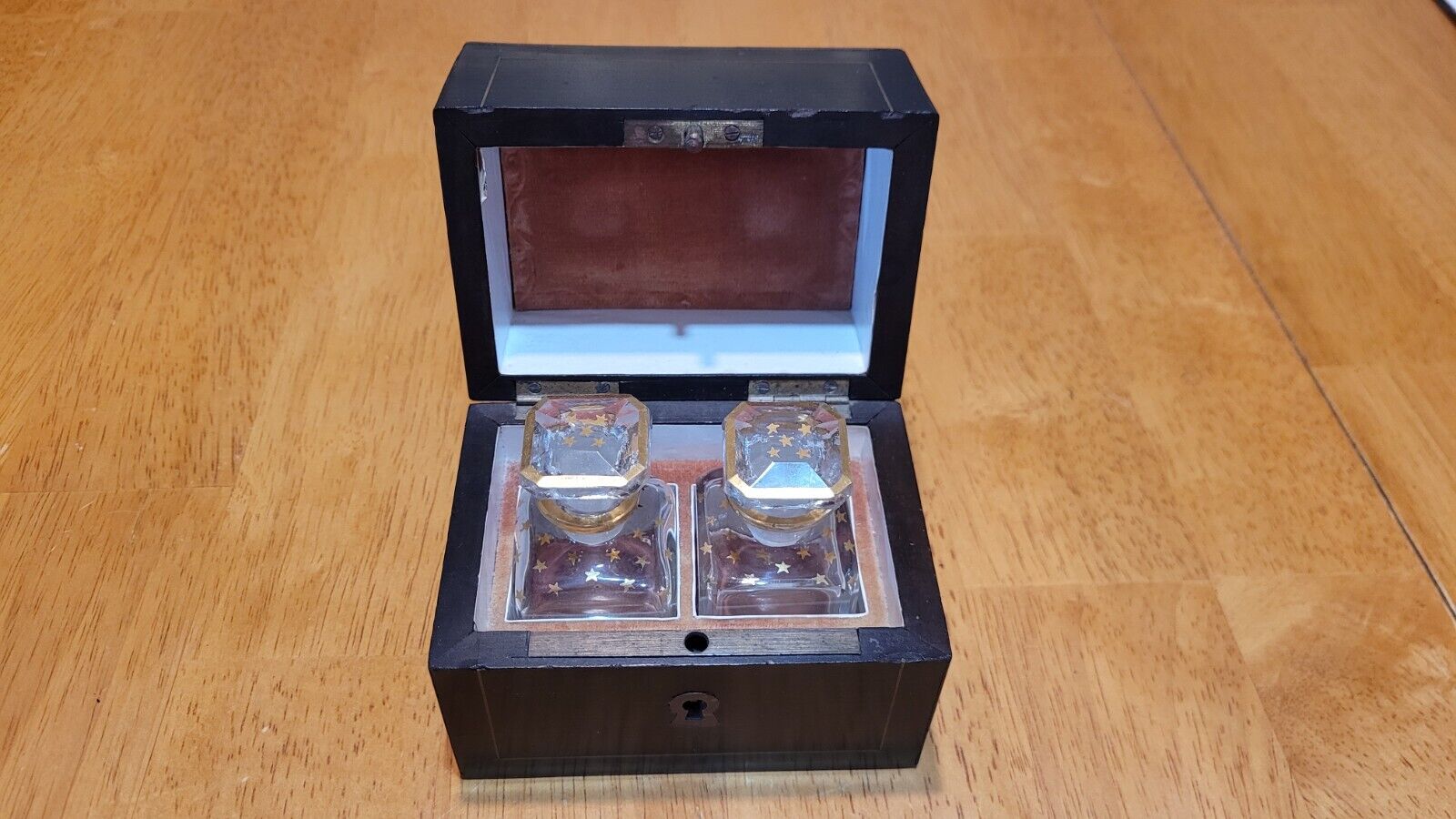 Antique Vintage 19th Century 1880s French Perfume Bottles With Box