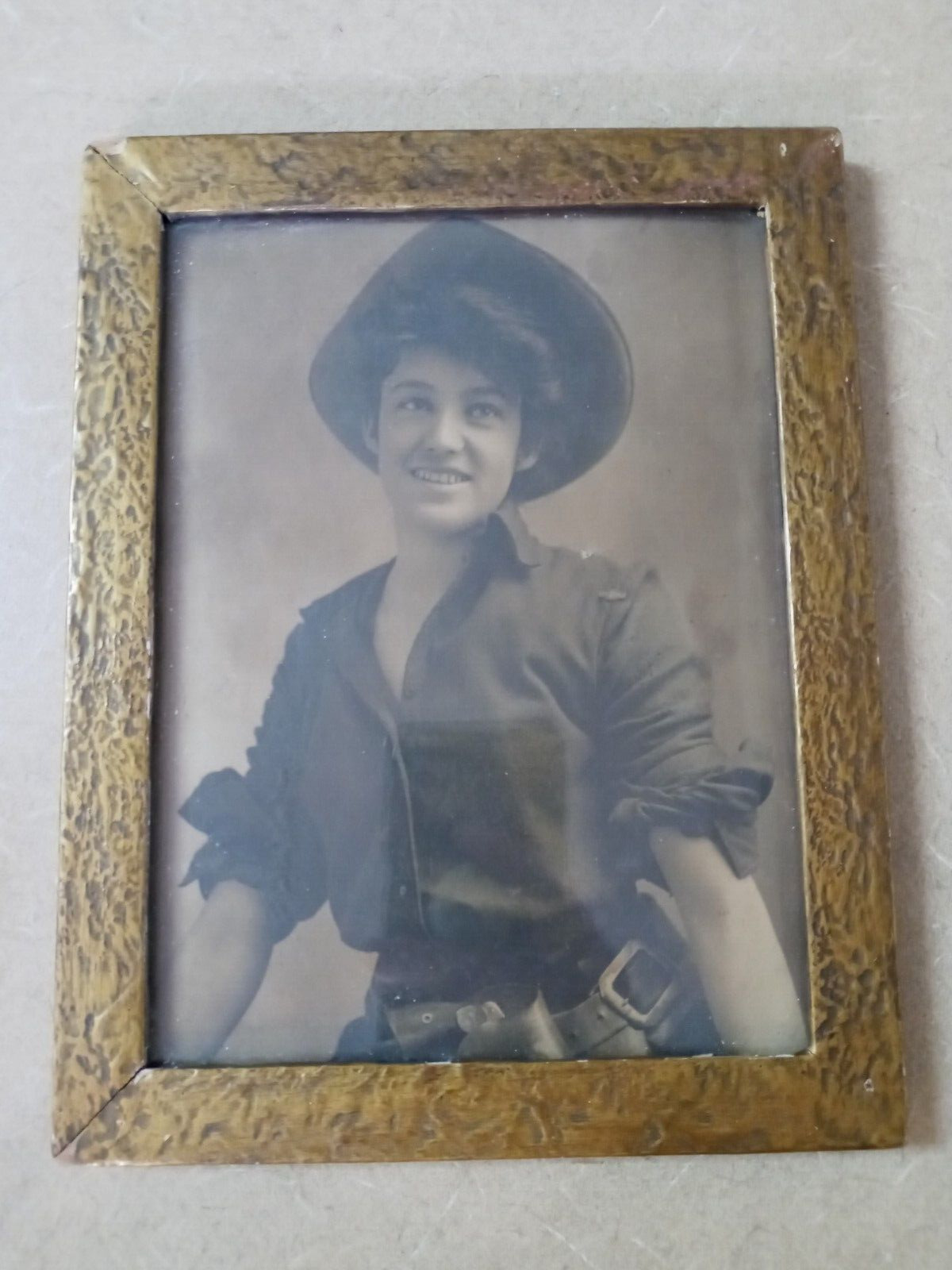Antique Frame & Photo, Cowgirl With Holster & Gun