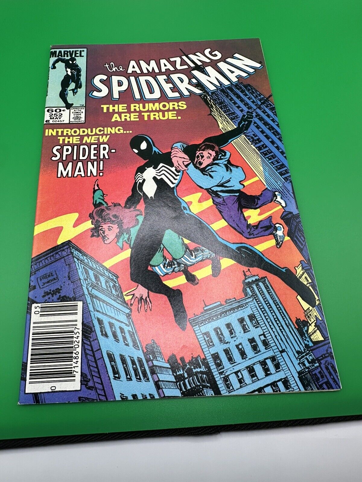 Amazing Spider-Man 252 1984 1st app of the Black Costume, Newsstand