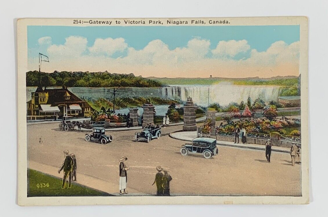 Gateway to Victoria Park Niagara Falls Canada Postcard Unposted