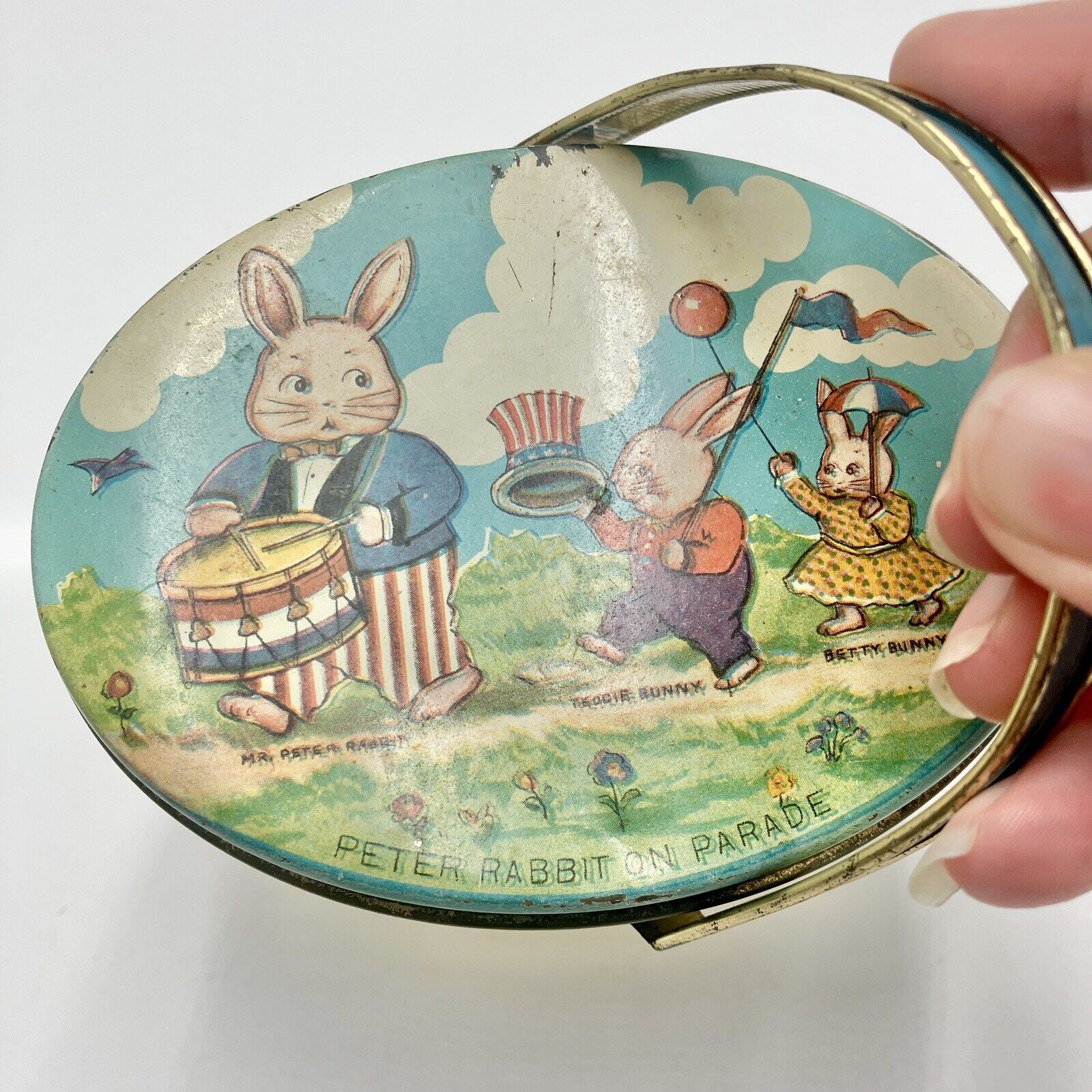 Vtg  Lithograph PETER RABBIT ON PARADE Tindeco Tin Can  July 4th Decor 1930s