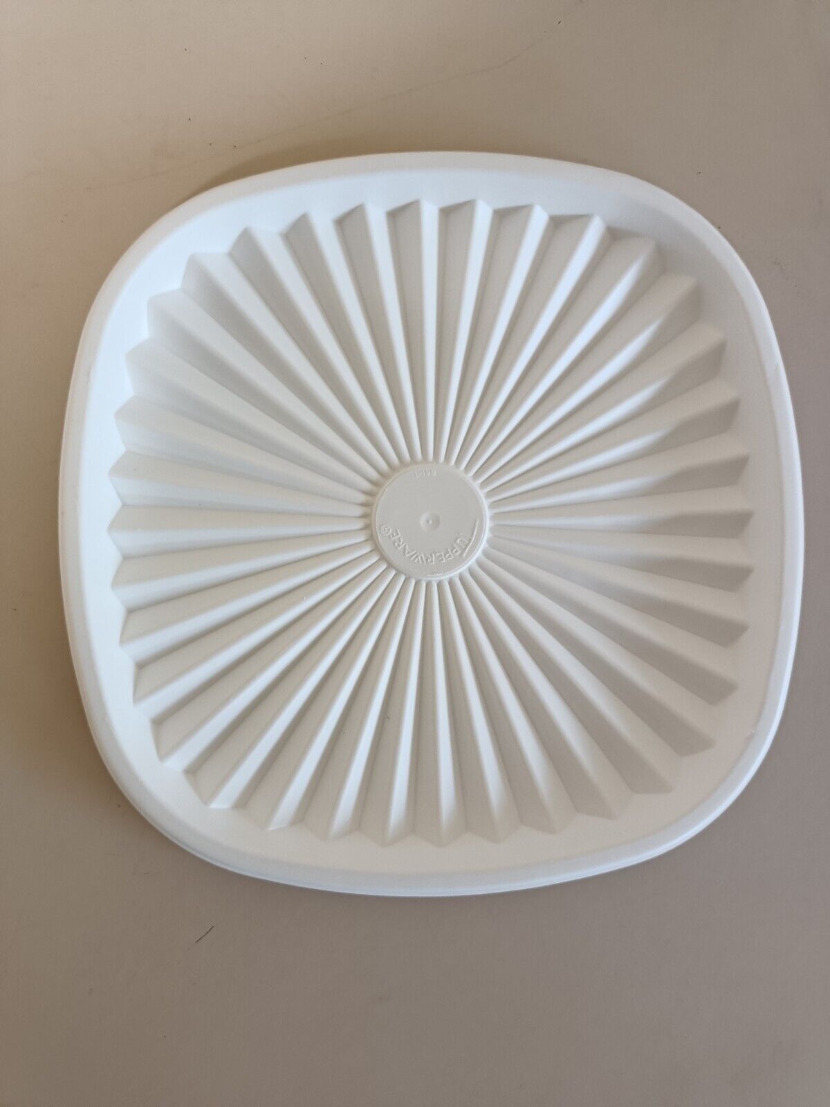 Vintage Tupperware Servalier Replacement Lid White 6.5