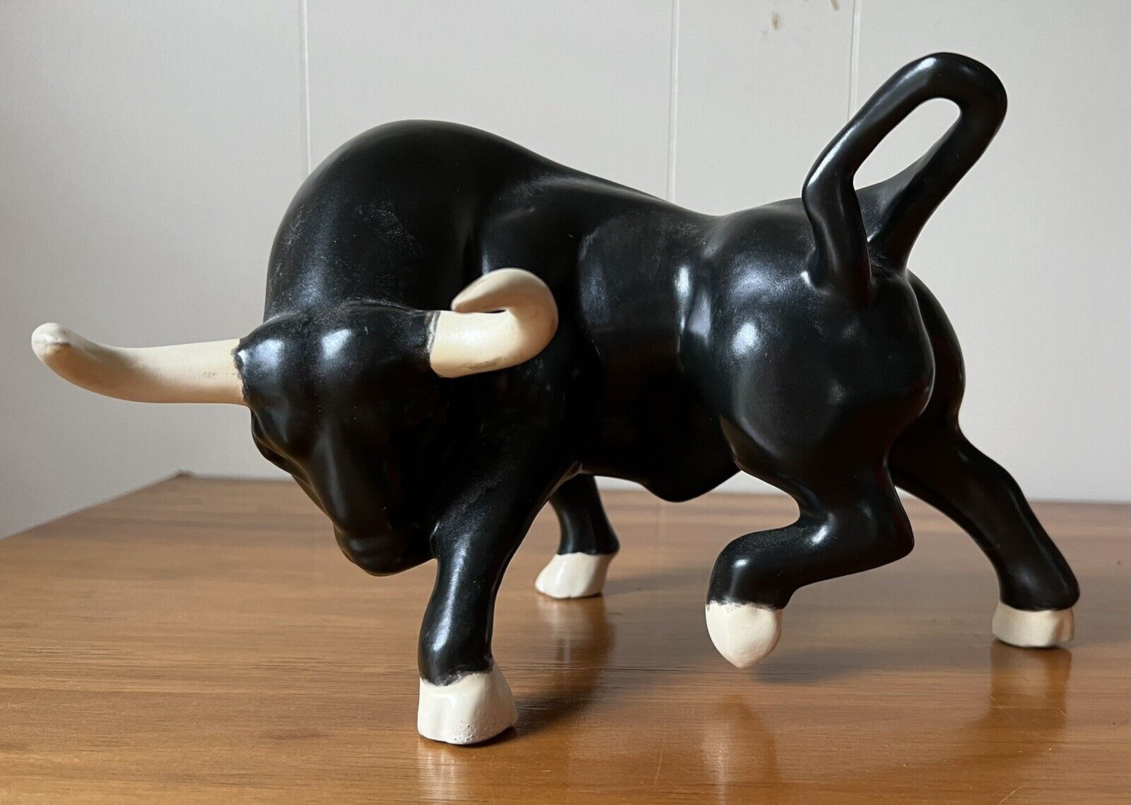 Black Ceramic Fighting Bull MCM