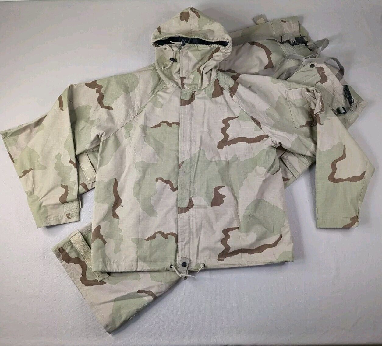 Military Issue Chemical Protective NFR Overgarment Suit Adult Medium Desert Camo