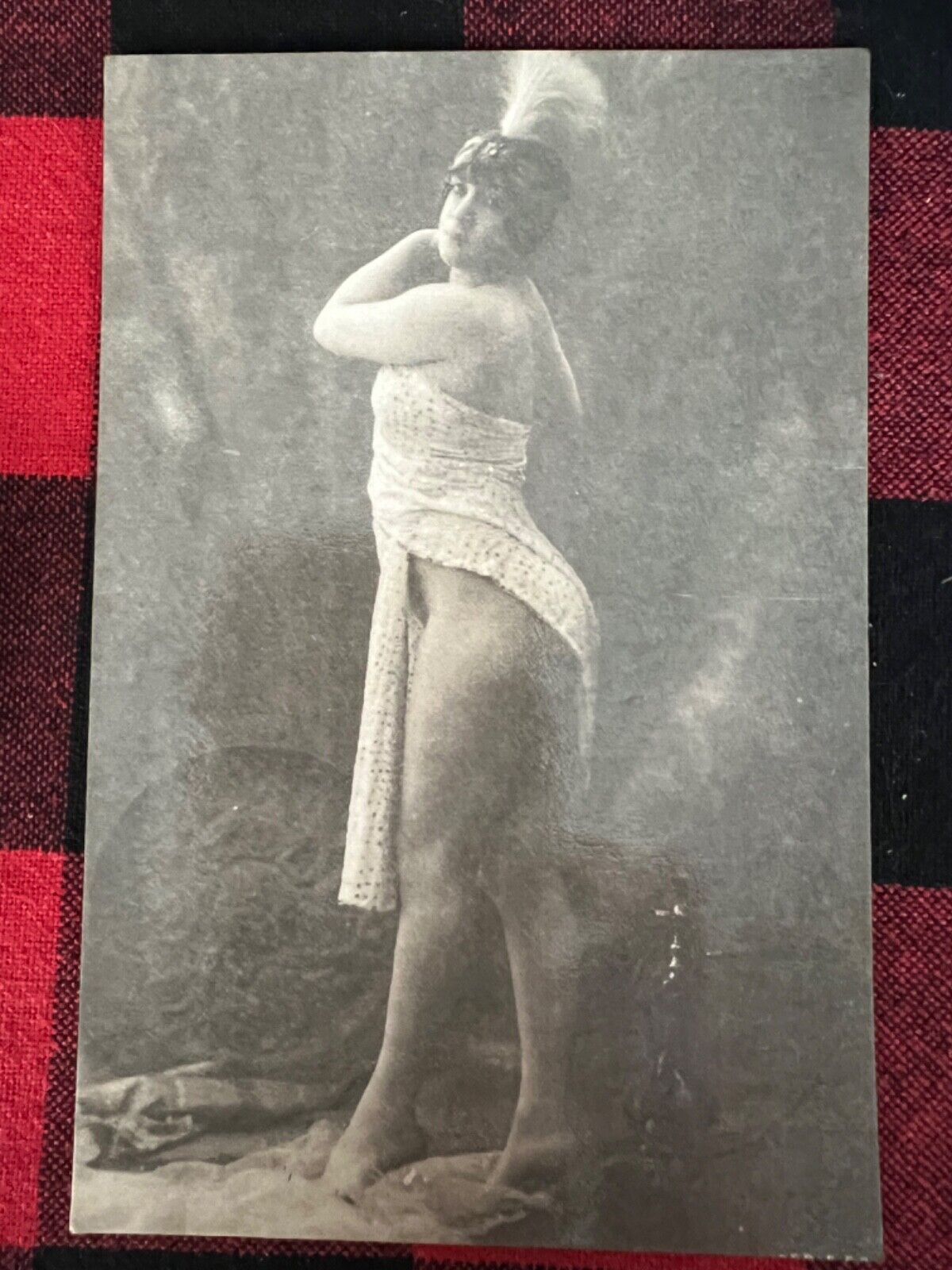 WOMAN CURVY WITH TURBAN FRENCH PHOTO POSTCARD VINTAGE ORIGINAL EARLY 1900 NUDE