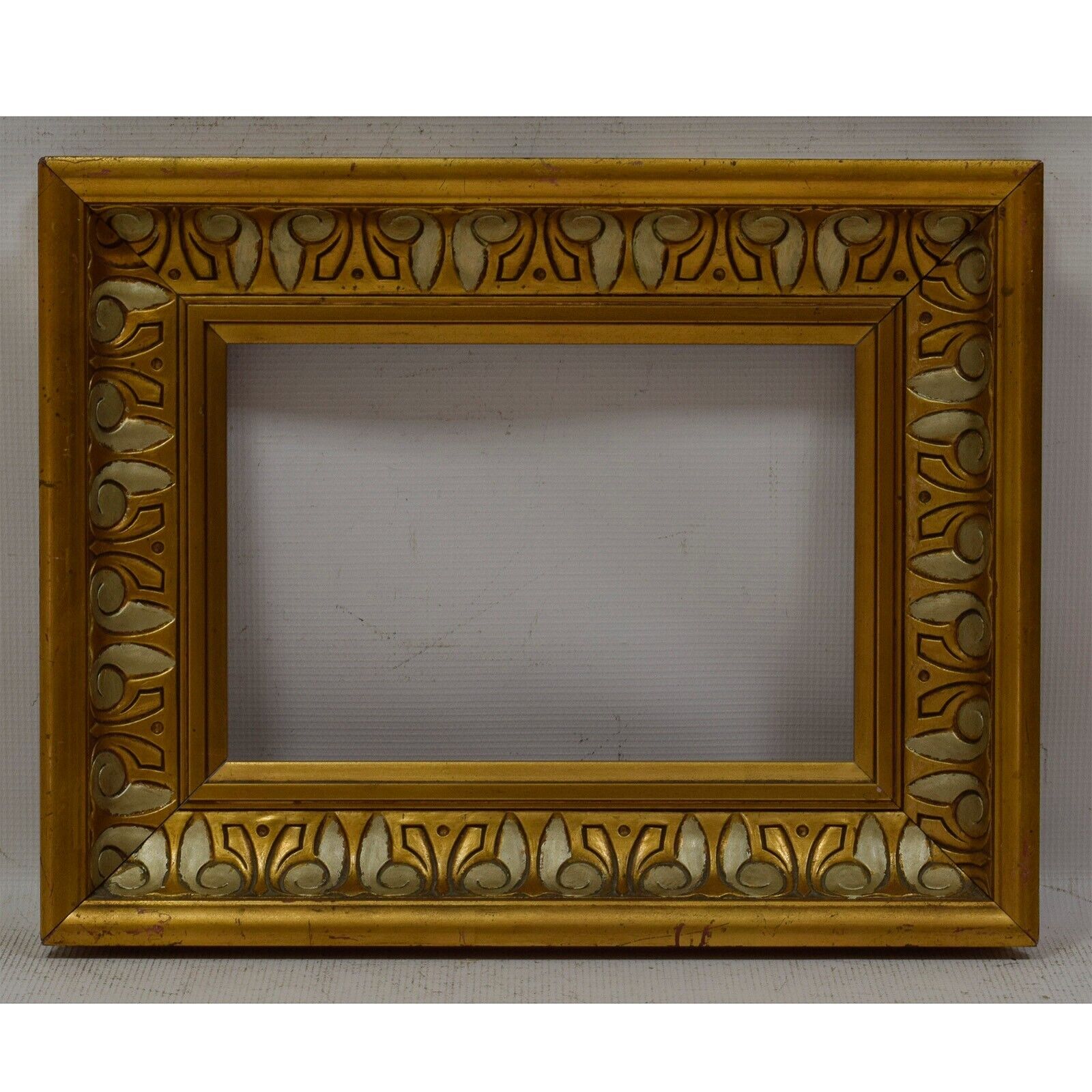 Ca. 1930-1940 Old wooden decorative frame original condition Internal: 11.2x7.7