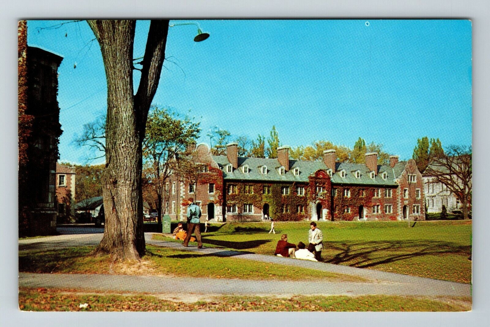 Geneva NY-New York Medbery Hall, Hobart College  Vintage Souvenir Postcard