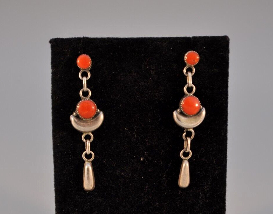 Vintage Navajo Sterling Silver And Coral Dangle Earrings - 1 3/4\