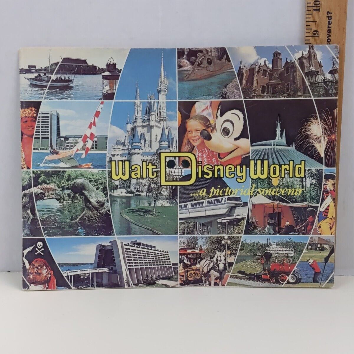 Vintage Disney World Pictorial Souvenir Book 1976 Florida History Coffee Table