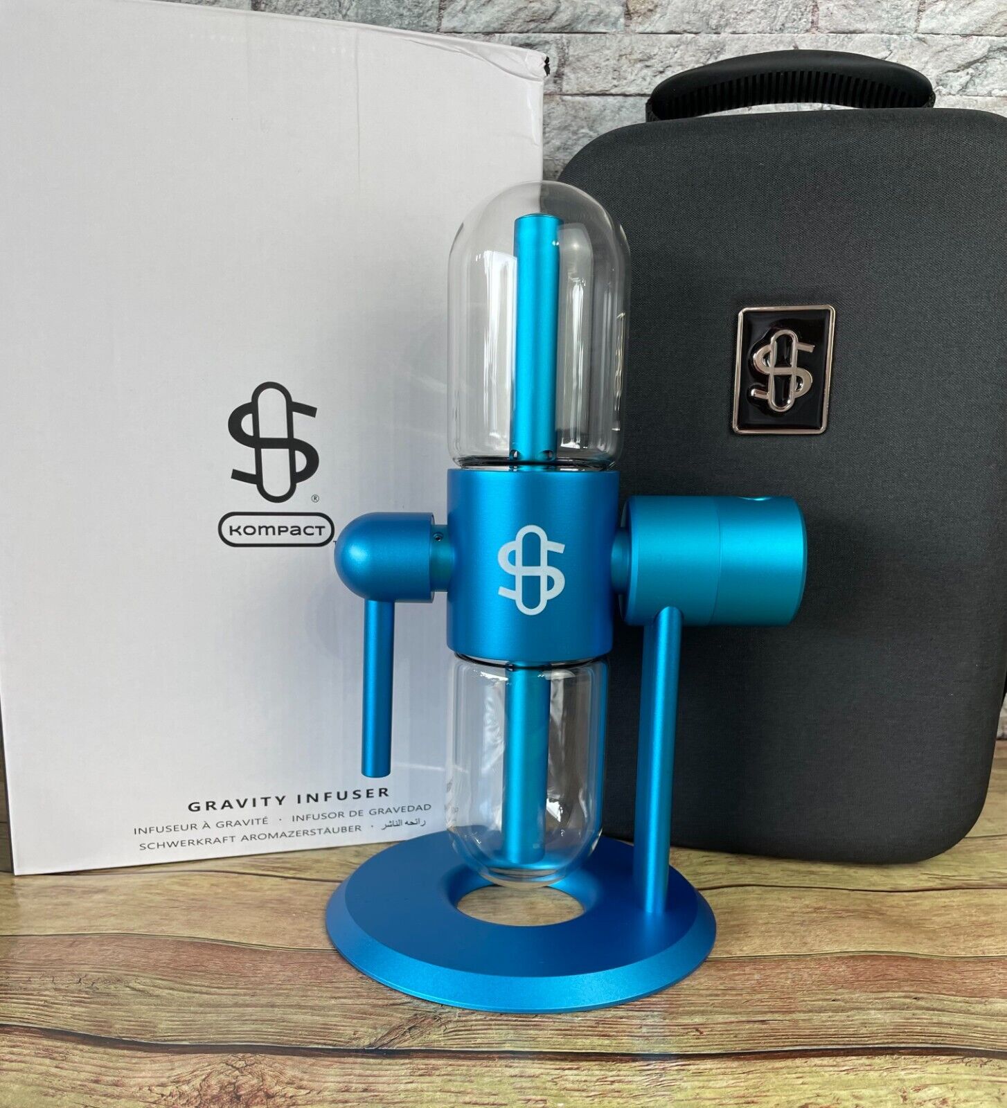 Cookies Blue Gravity Infuser - Hookah / Water Pipe - FAST SHIPPING
