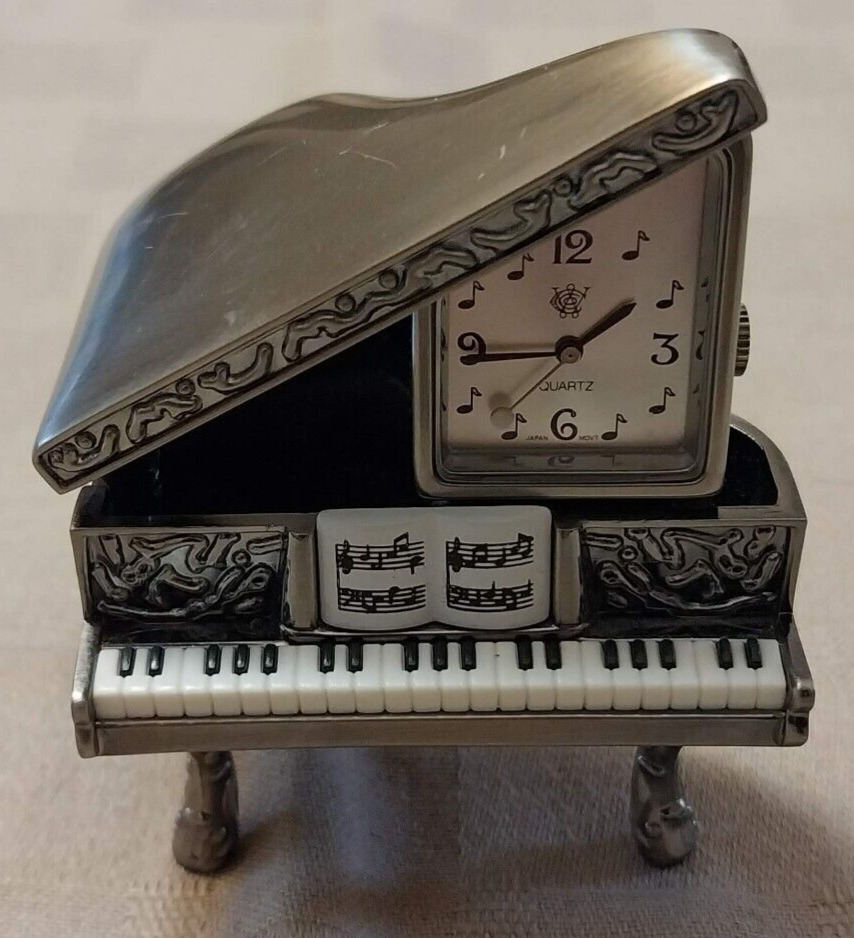 Vintage Clock: Waterbury Clock Co by Timex. Silvertone Mini Grand Piano Untested