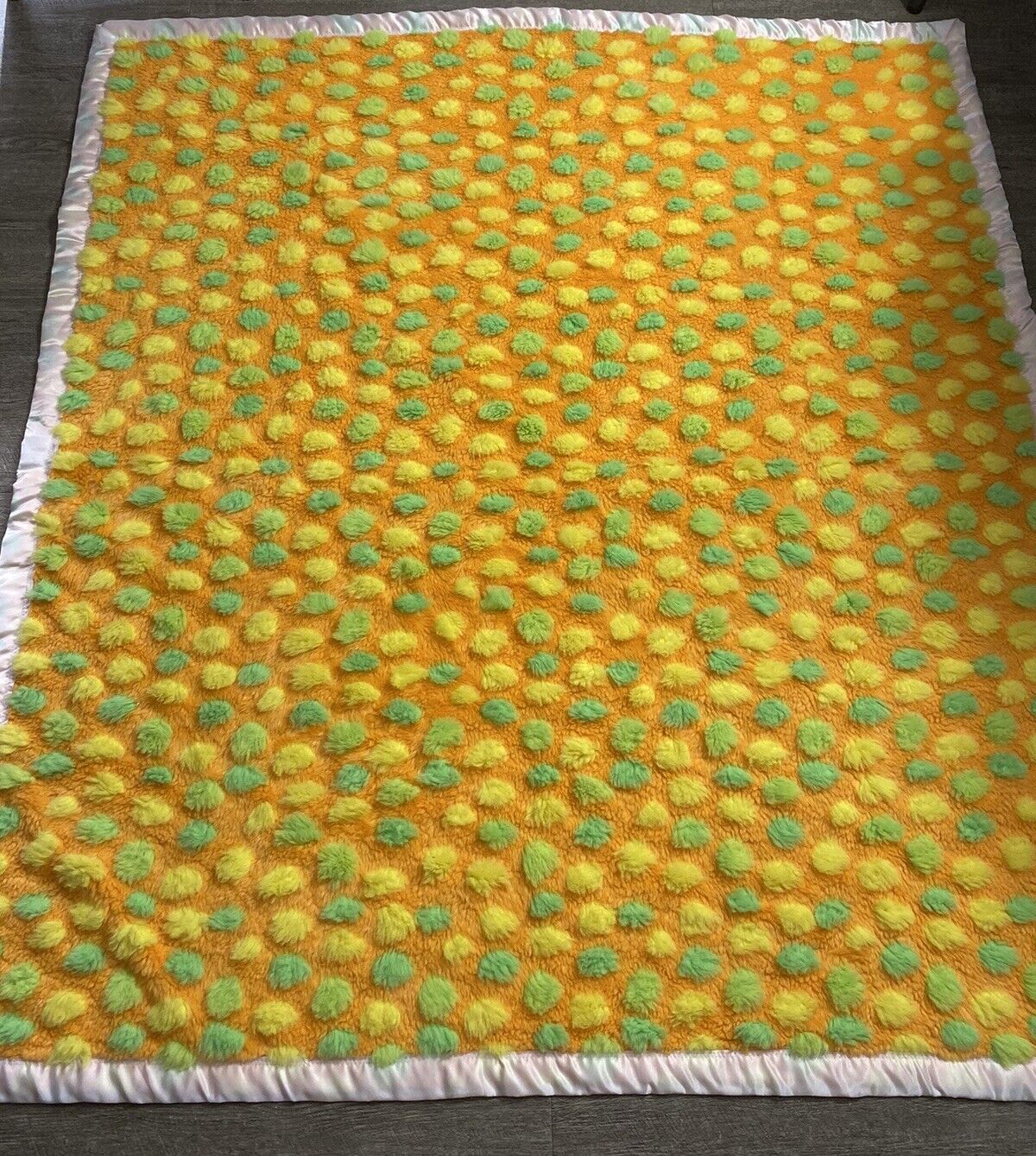 Vintage 1970’s Fuzzy Puff Blanket 65x60” Large Throw Great Colors Nylon Trim