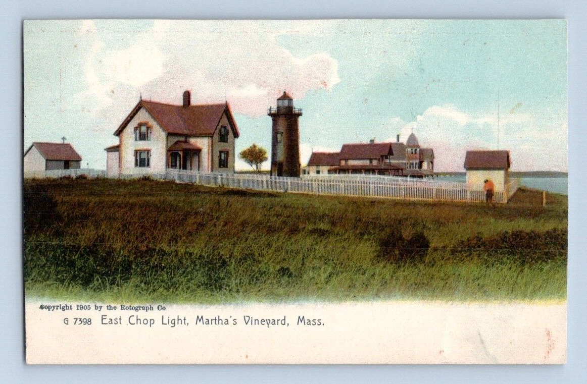 1906. EAST CHOP LIGHTHOUSE, MARTHA'S VINEYARD, MASS. POSTCARD CK29