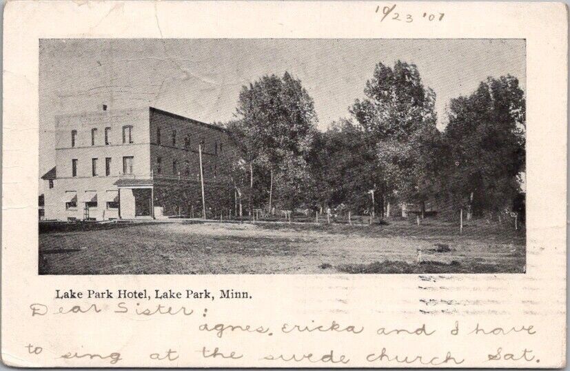 Vintage LAKE PARK, Minnesota Postcard 