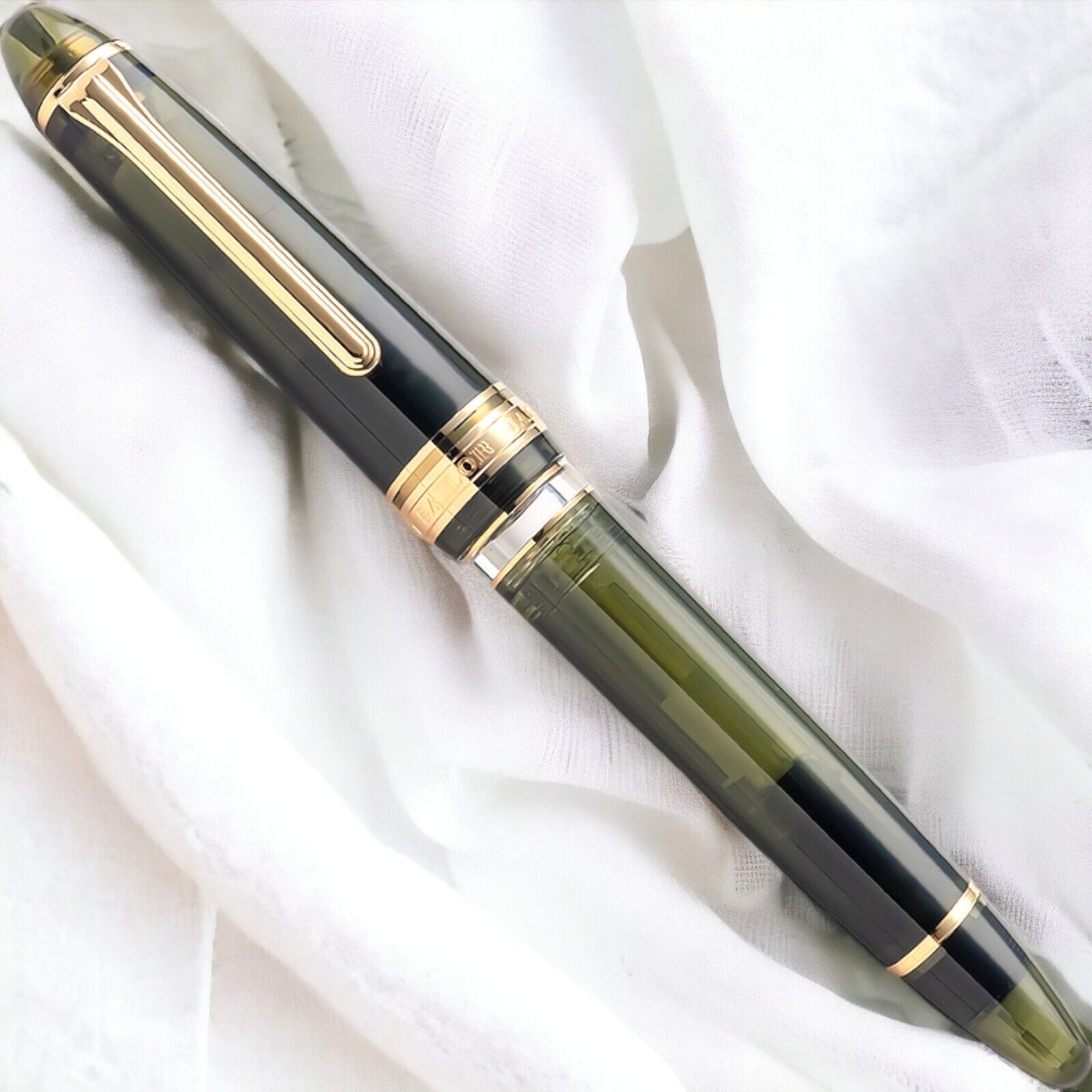 Sailor x Wancher Profit Realo 21K Fountain Pen Champagne Green M Nib NEW