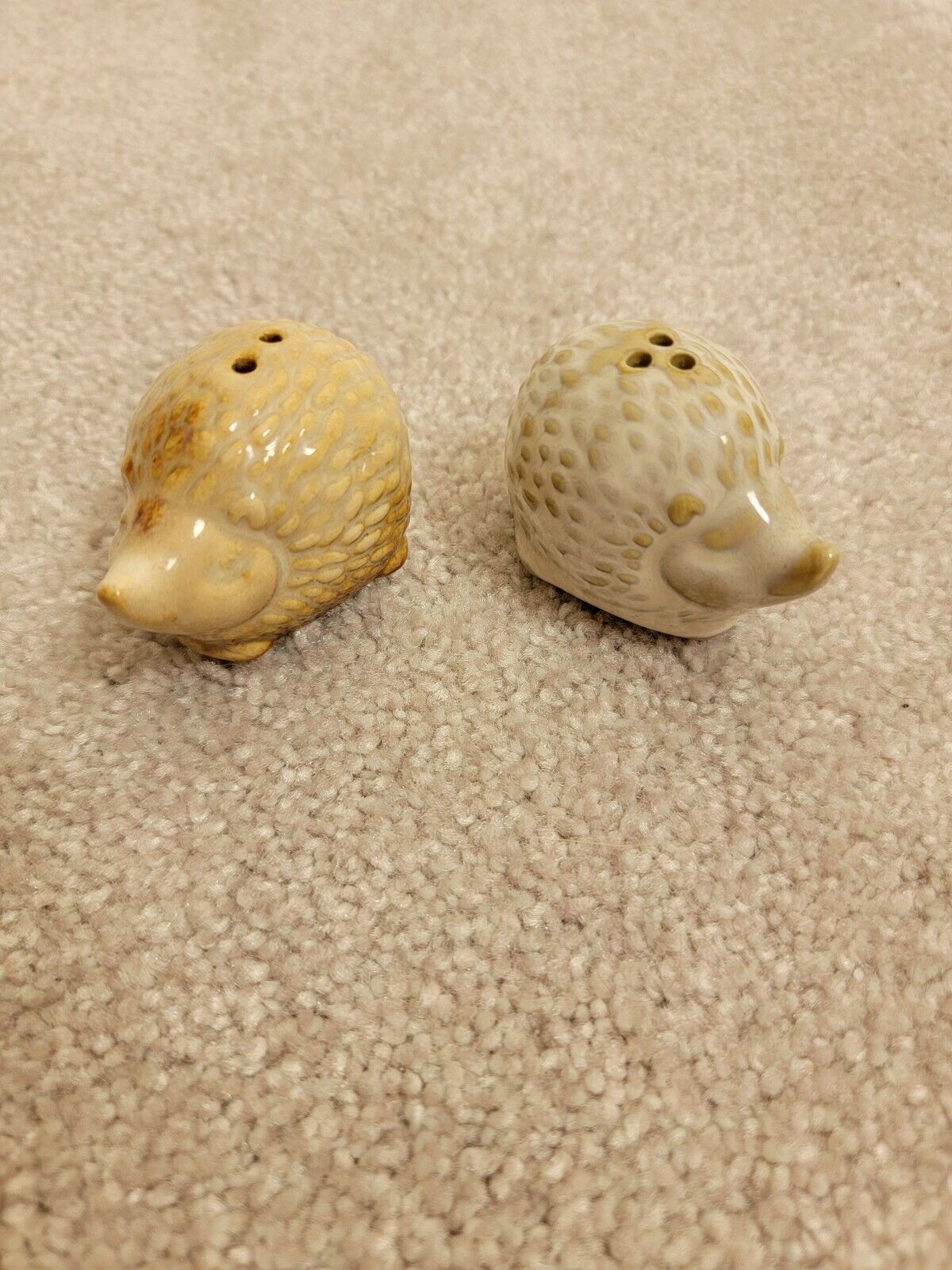 Adorable set of hedgehog shaped mini salt and pepper shakers