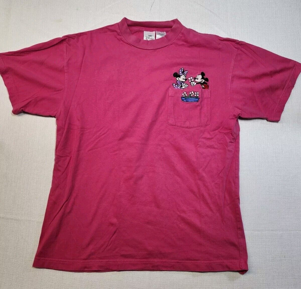Vintage Disney Store Mickey & Minnie Mouse Flowers Embroidered Pocket Tee Pink 