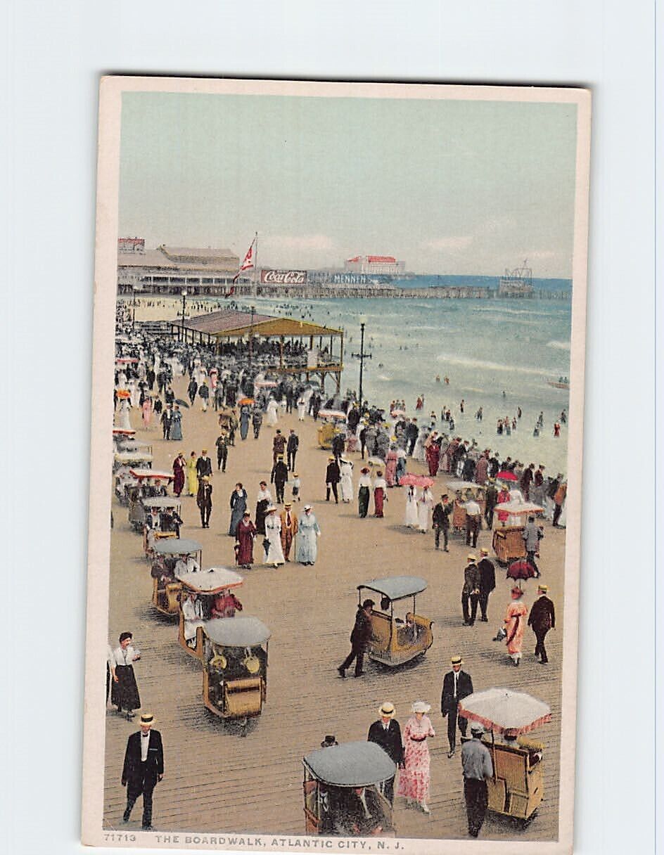 Postcard The Boardwalk Atlantic City New Jersey USA
