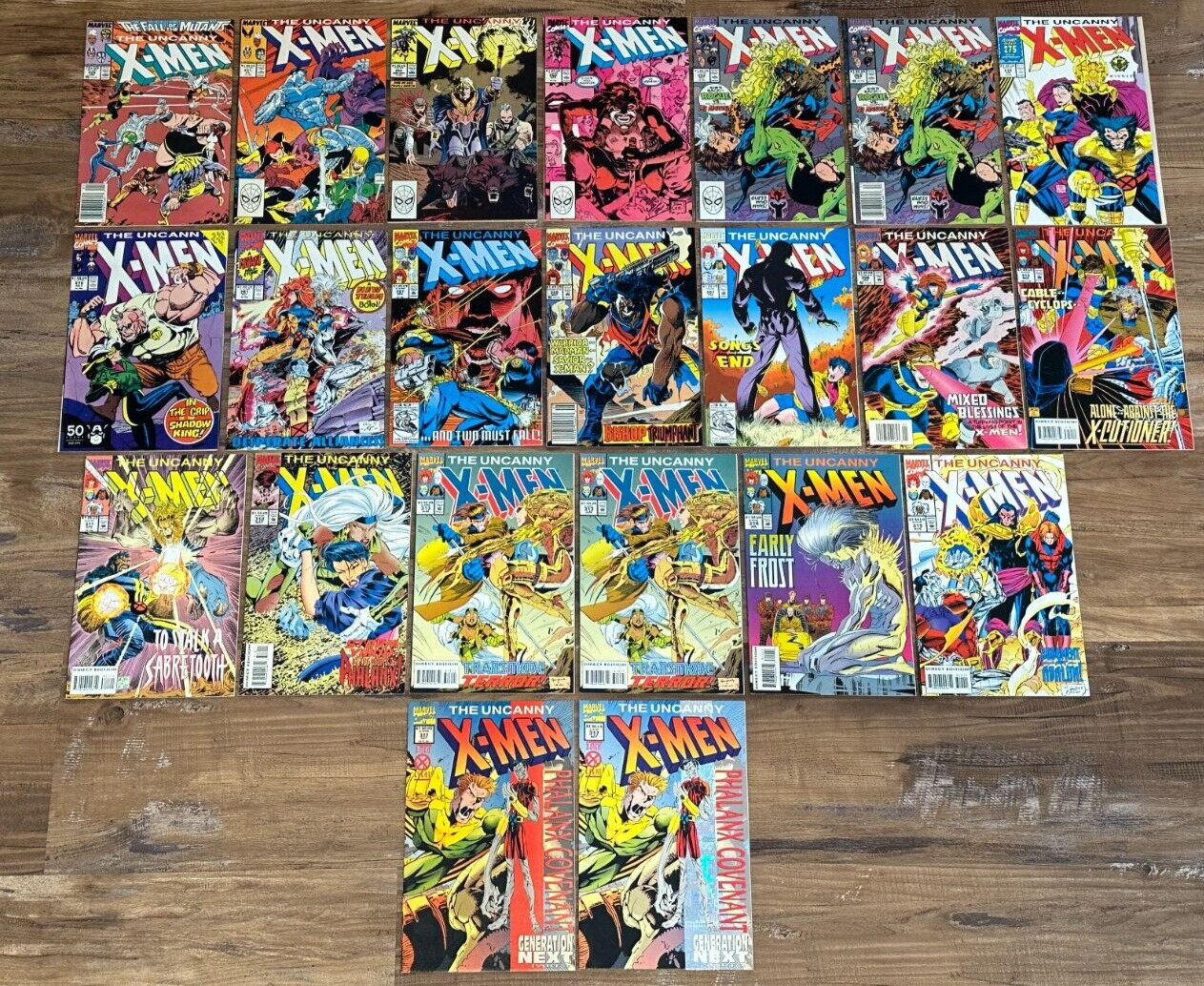 The Uncanny X-Men Comic Book Lot 22 (Marvel Comics)