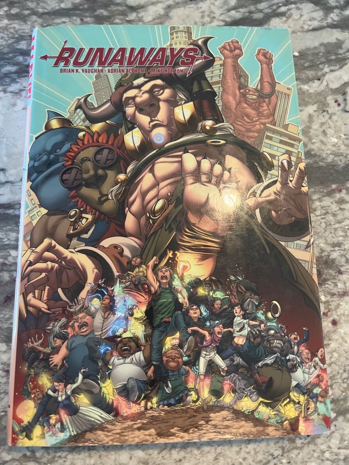 Marvel Runaways Volume 3 Deluxe Edition Oversized HC Hardcover OHC