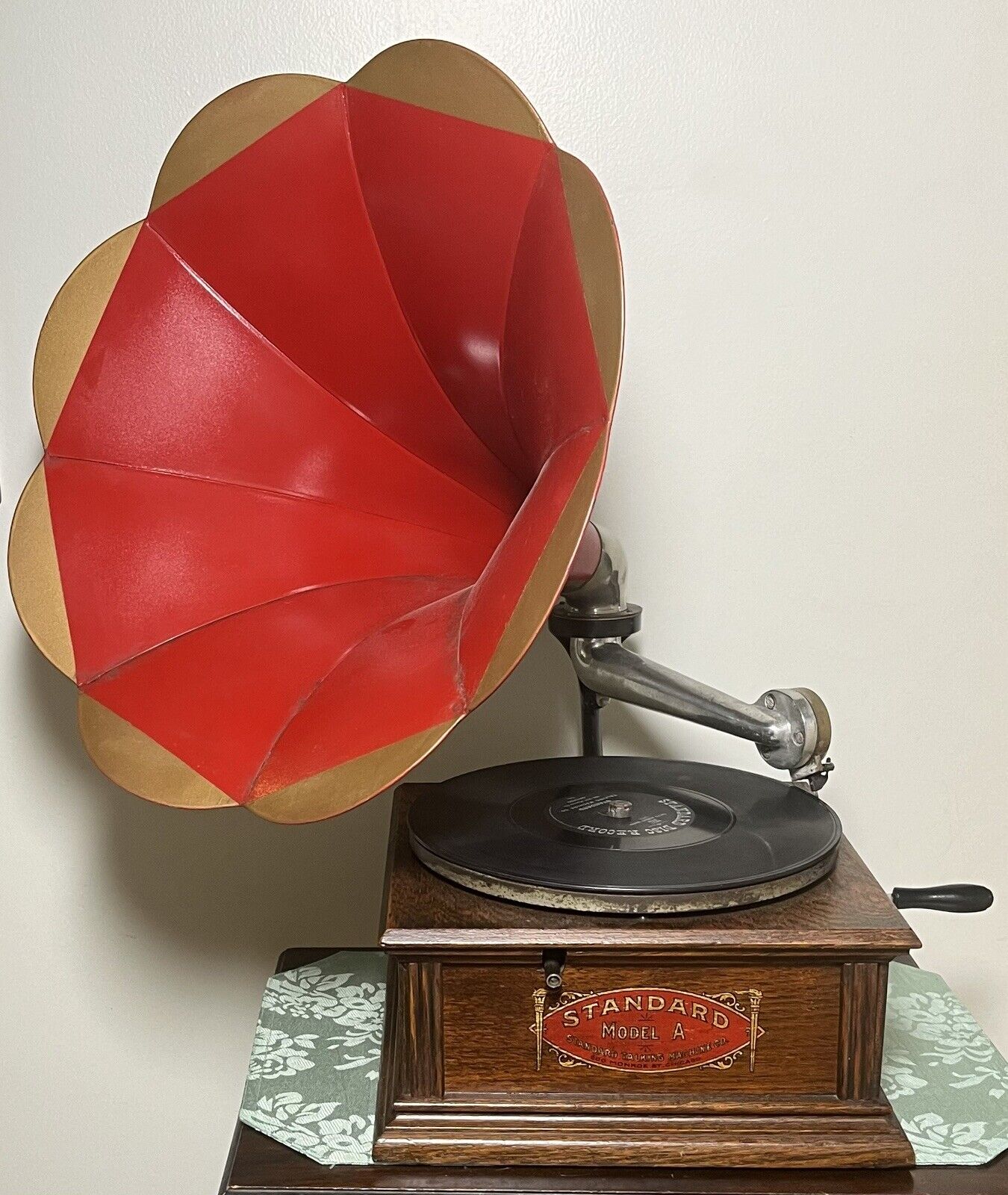 Antique STANDARD Model A Talking Machine Phonograph Graphophone WORKS Nice Rare