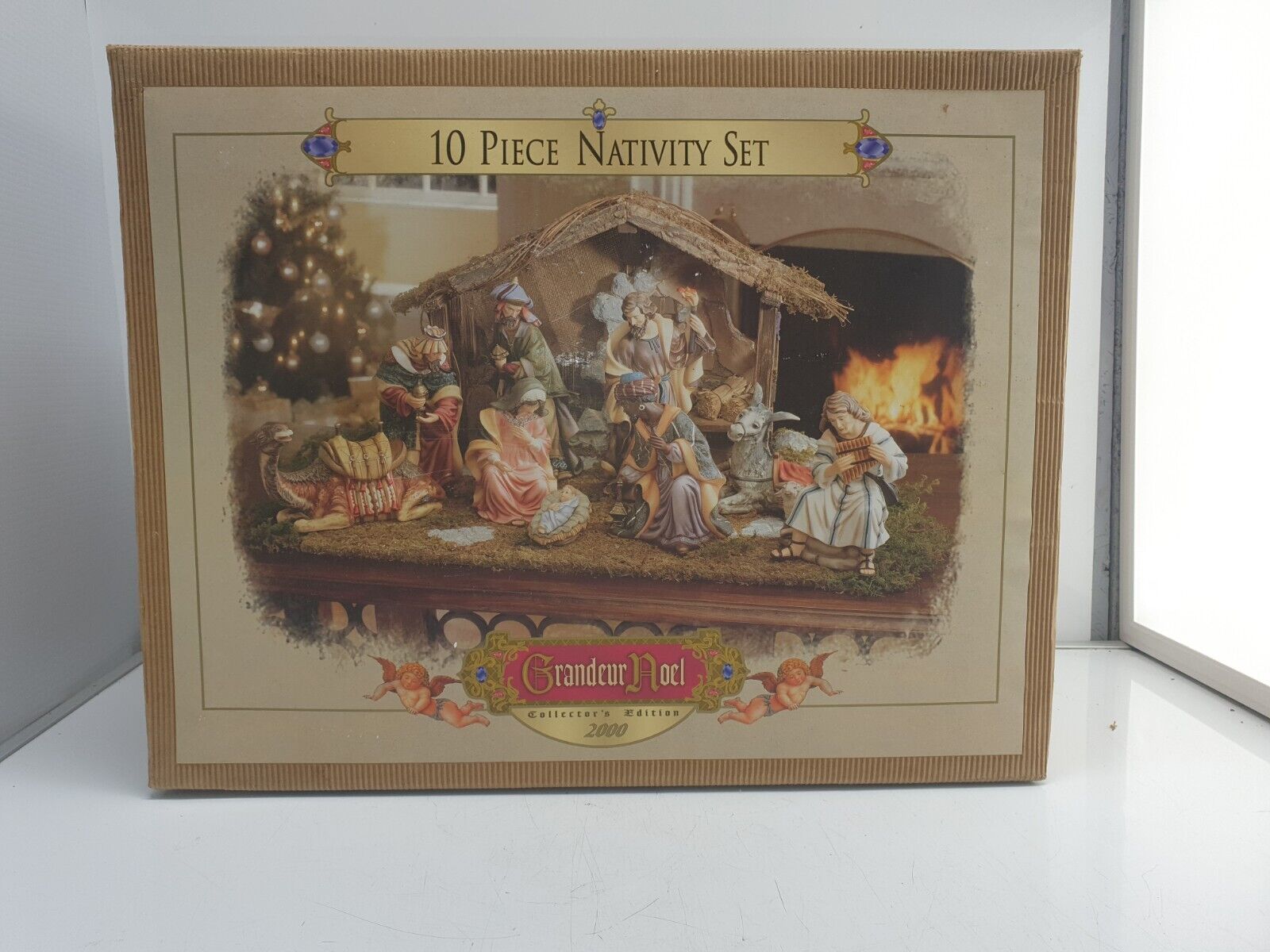 Grandeur Noel 2000 Collectors Edition 10 Piece Nativity Set 