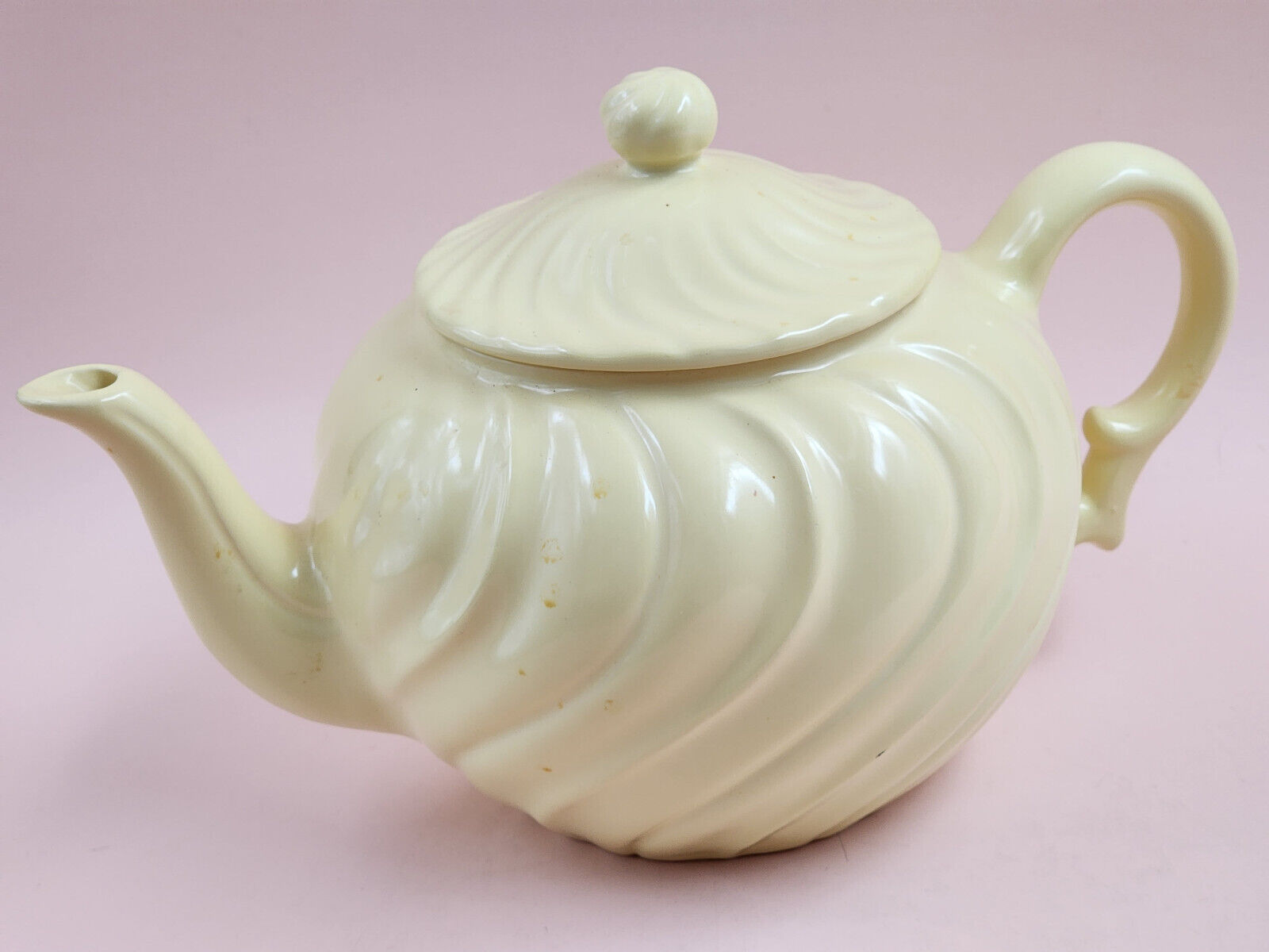 Franciscan Coronado Vintage Yellow Cream Swirl Ceramic  Teapot w/Lid+Fabric Cozy