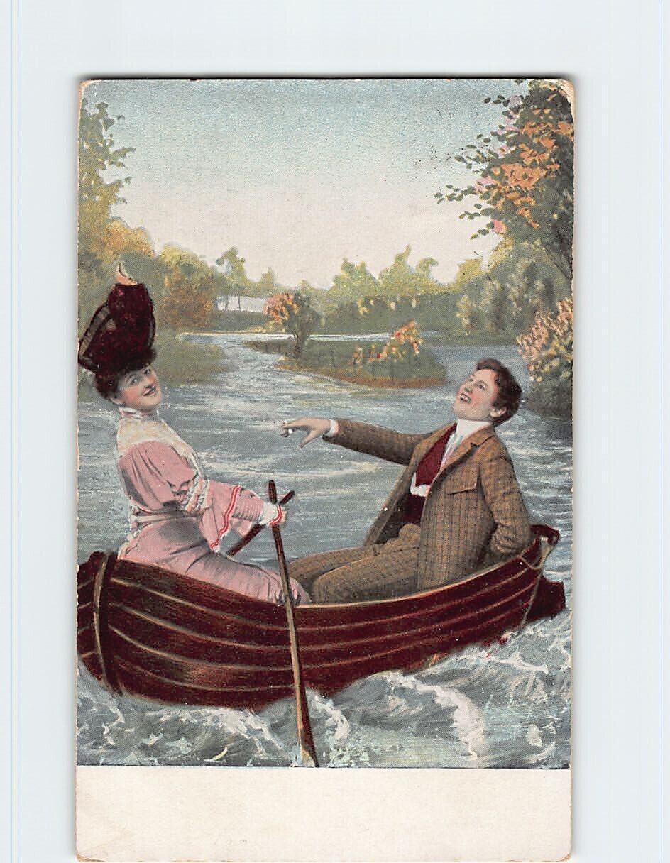 Postcard Love/Romance Greeting Card with Lovers Canoeing Picture