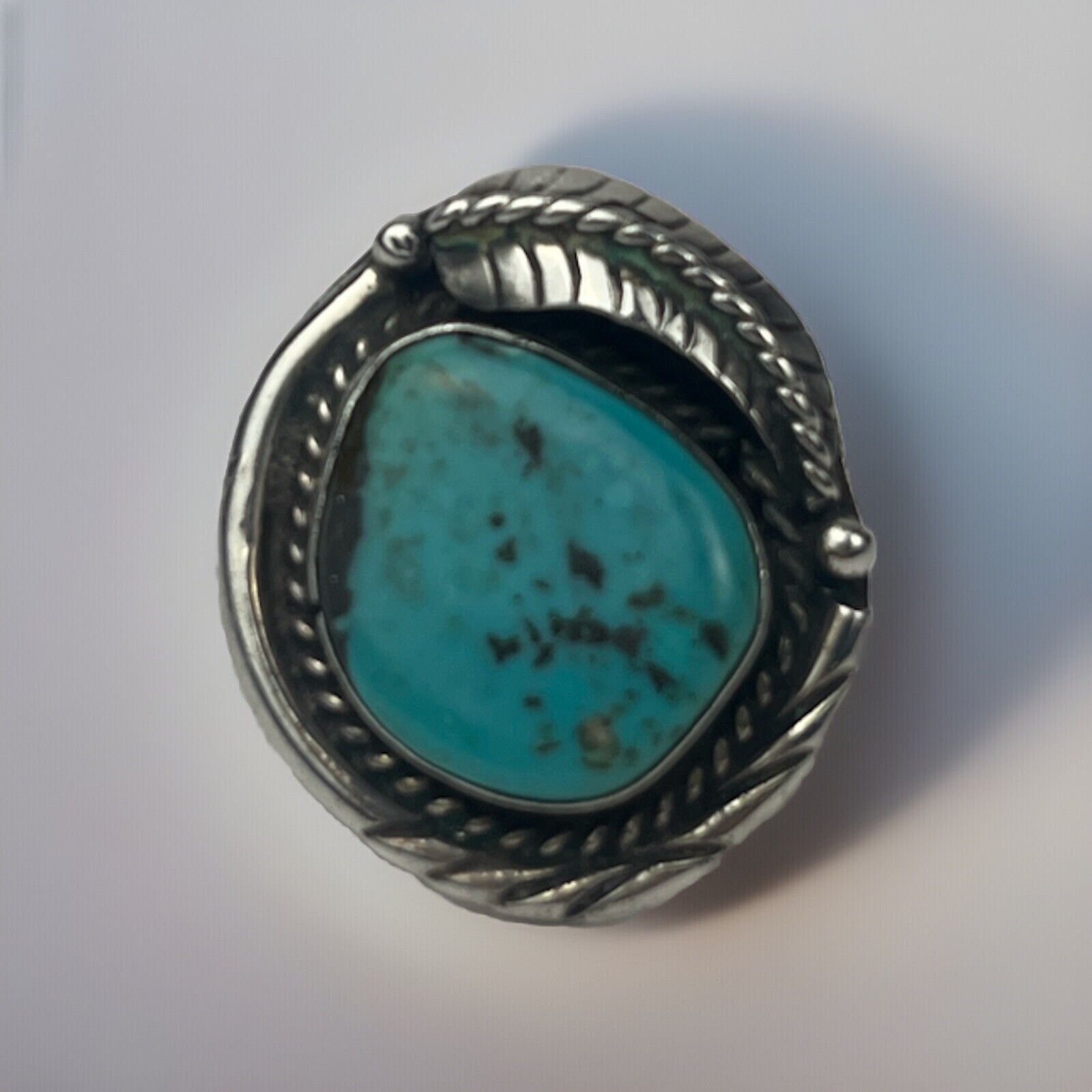 Vintage Native American Navajo Turquoise Sterling Silver Ring Size 7