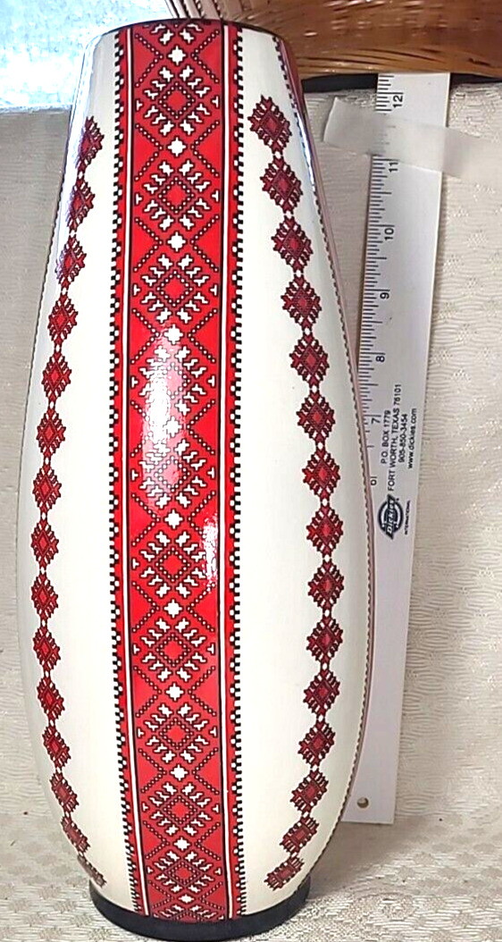 Ukrainian Folk Art Pottery Ceramic Vase Ivory Red Black Needlepoint Pattern