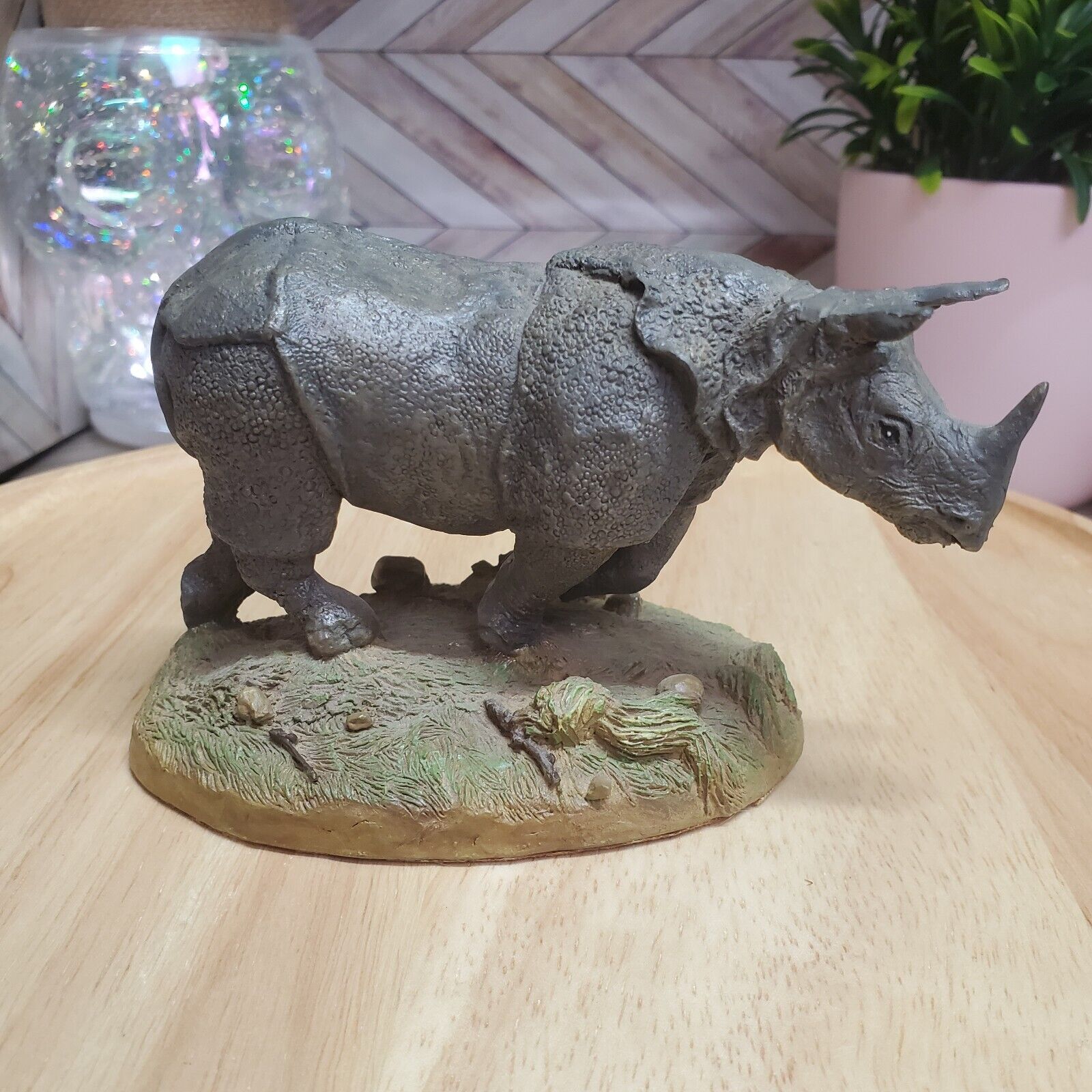 The Franklin Mint Wildlife Preservation Trust 1987 Rhinoceros Sculpture Figurine