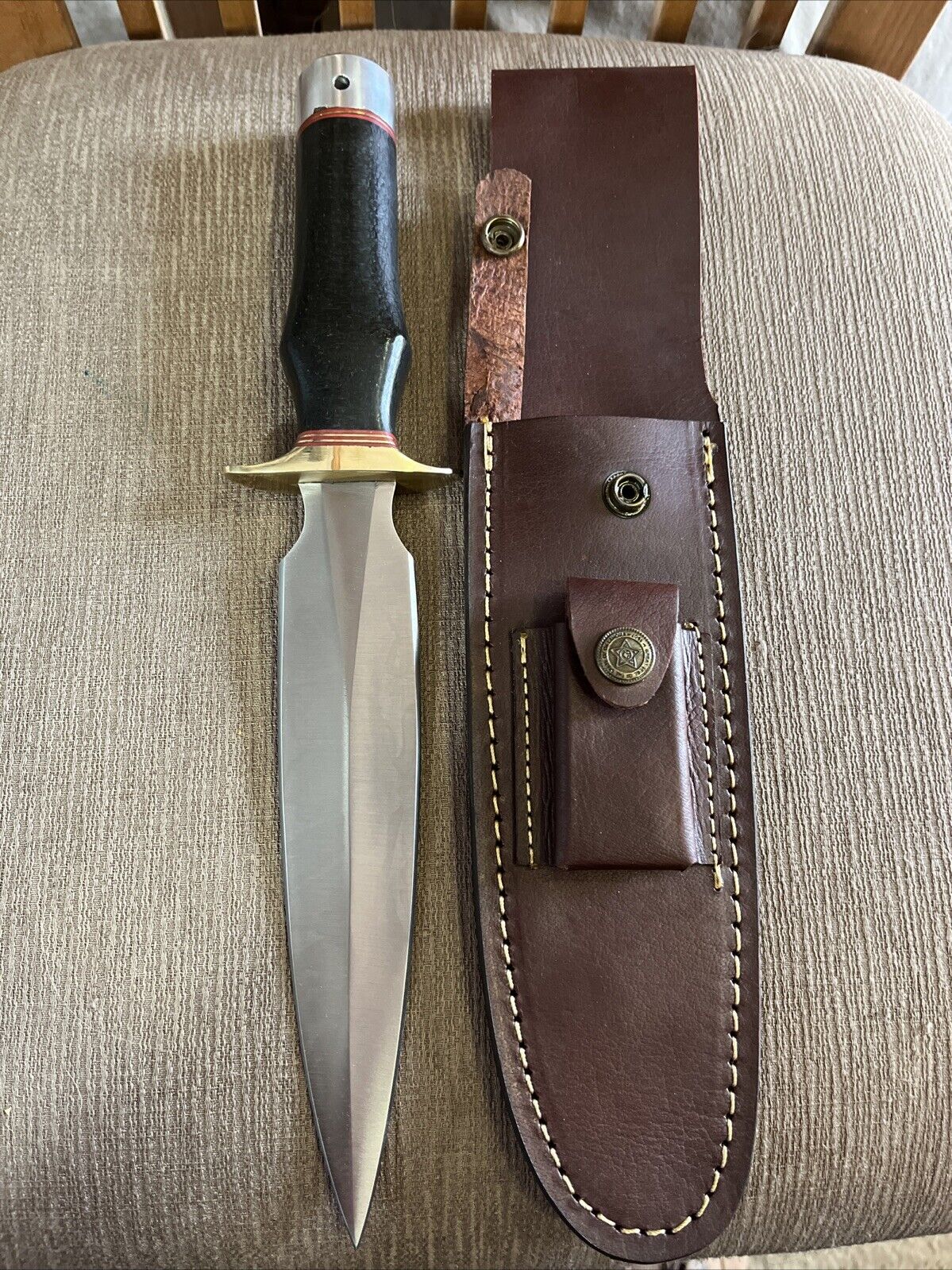 Mint, Custom Made, Huge Handmade Dagger/Bowie, D-2 Steel, Sheath