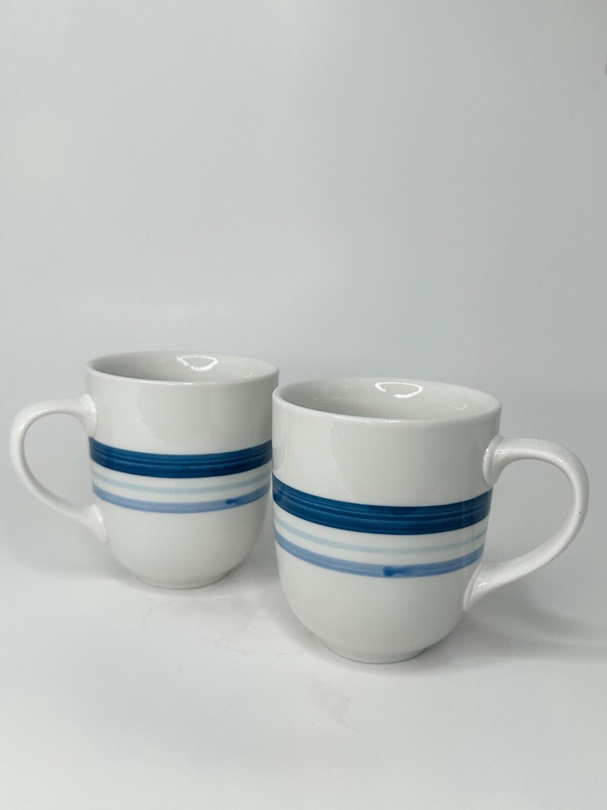 Mainstays Home Coffee Mugs Lot 2 White w Blue Stripes 