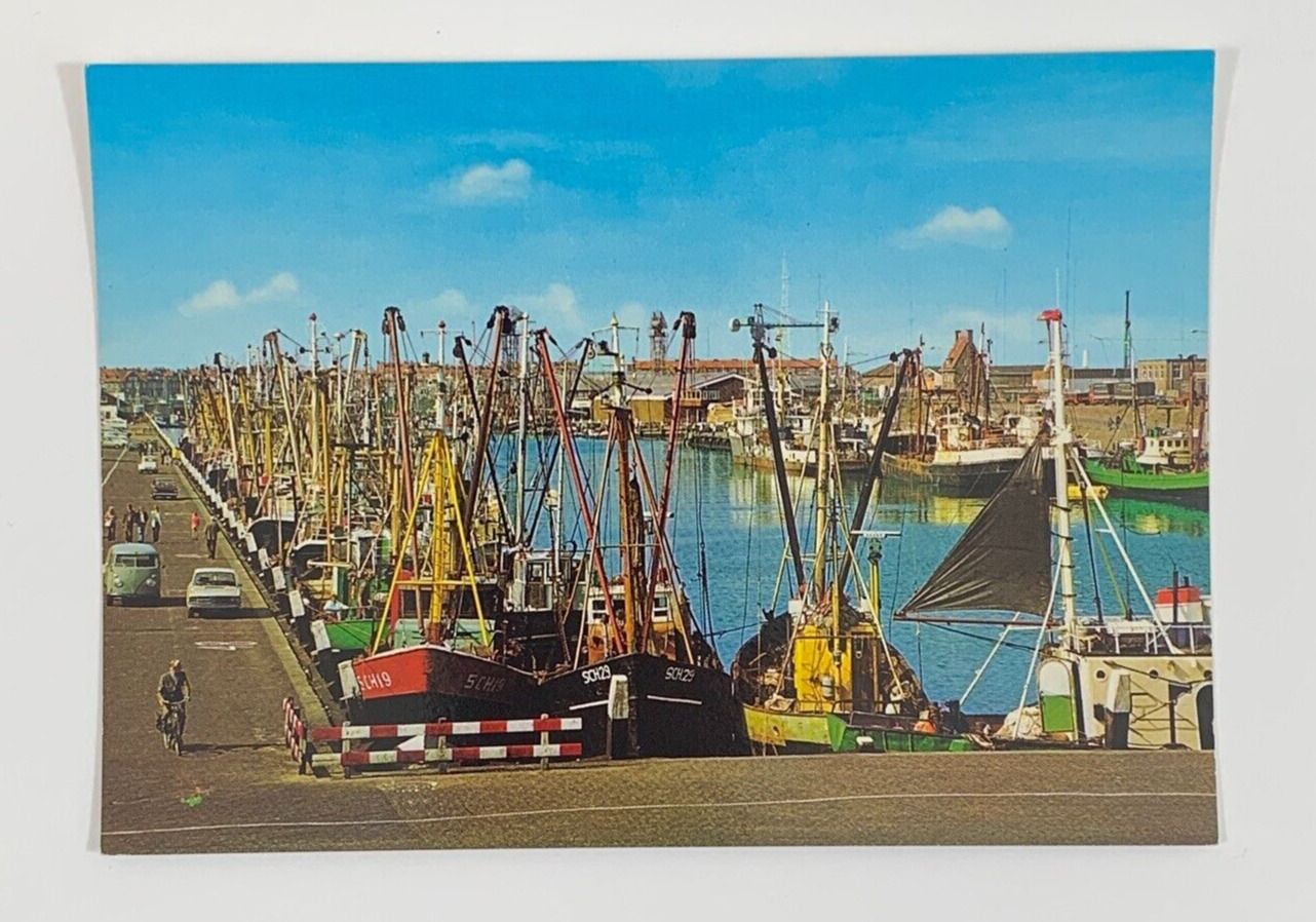 Vissershaven Fishing harbour Scheveningen Netherlands Postcard Unposted