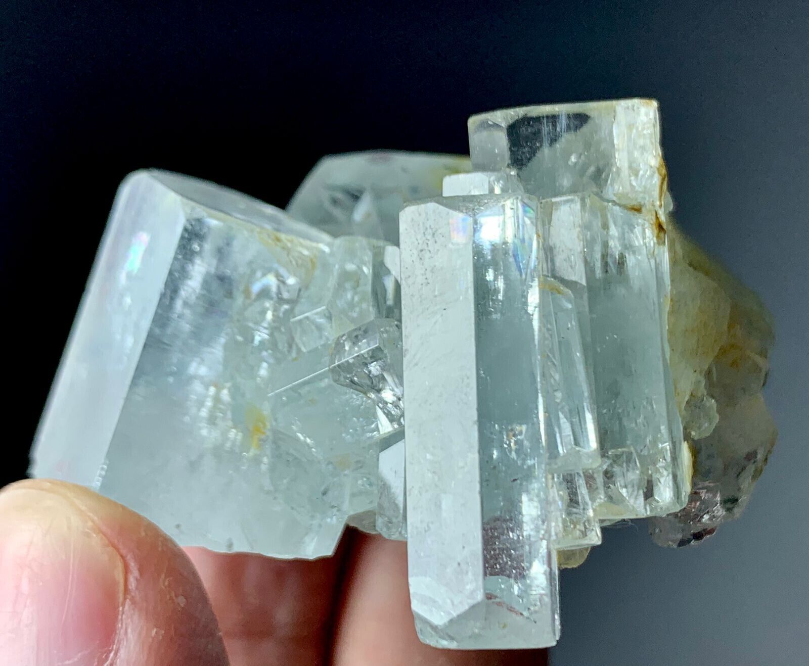 226 Cts beautiful Terminated Aquamarine Crystals Bunch with Mica Skardu Pakistan