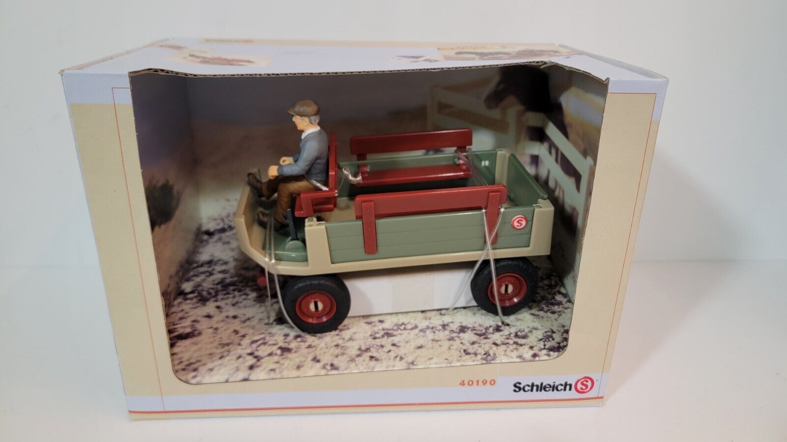 SCHLEICH 40190 CART with Driver Domestic Farm Figure Carriage Wagon RARE RETIRED