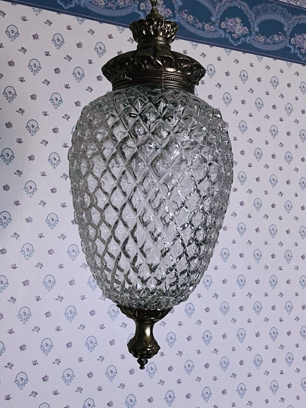 Vintage 1960's MCM Hollywood Regency Pineapple Glass Hanging Swag Lamp Light