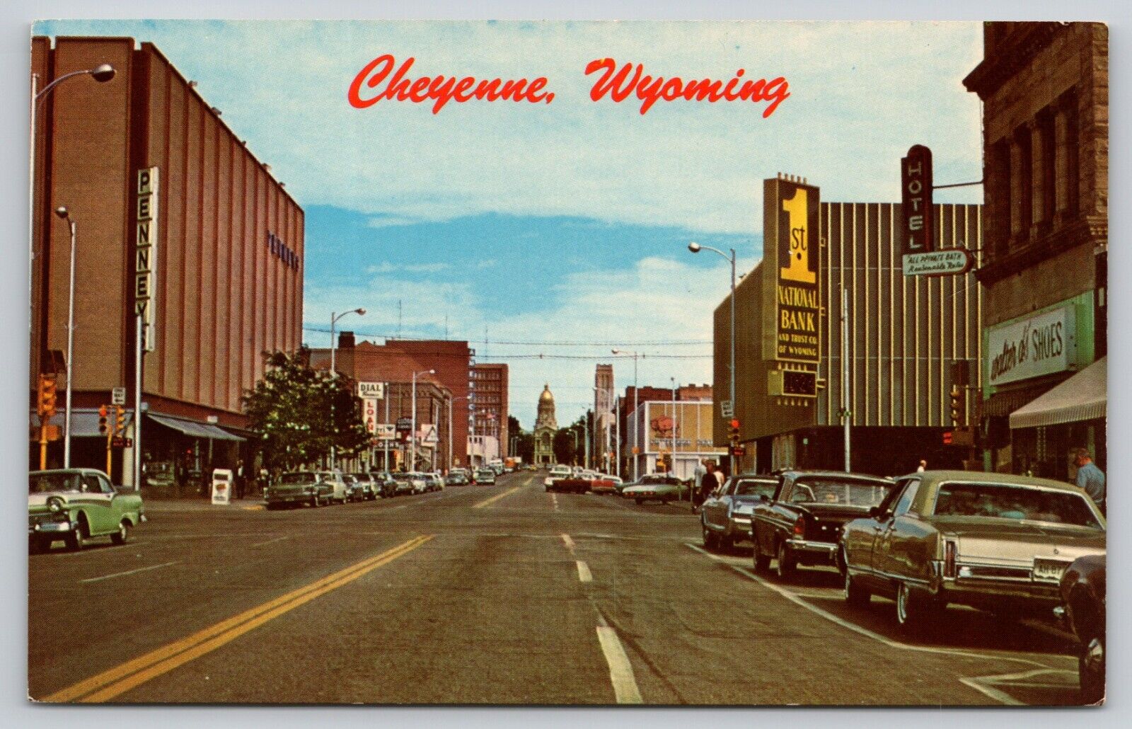 Postcard WY Cheyenne Capitol Avenue Street View Old Cars UNP B9