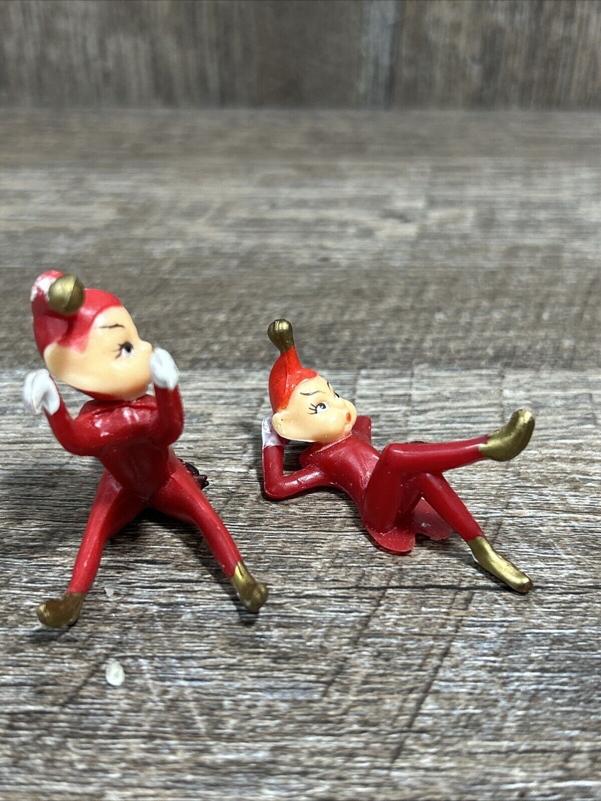 2 Vintage Miniature Plastic PIXIES, ELVES, Red, Elf,…….