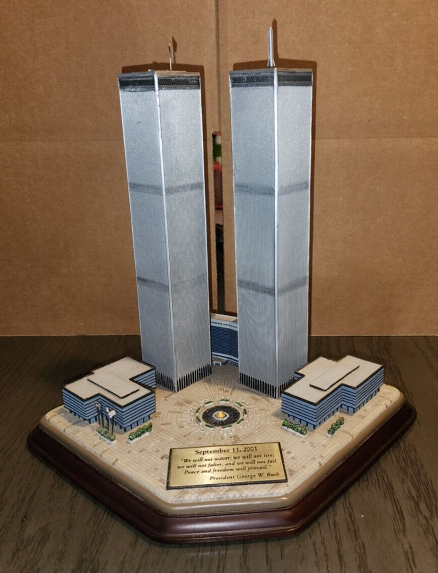 Twin Towers 9/11 Commemorative Model Danbury Mint Figurine