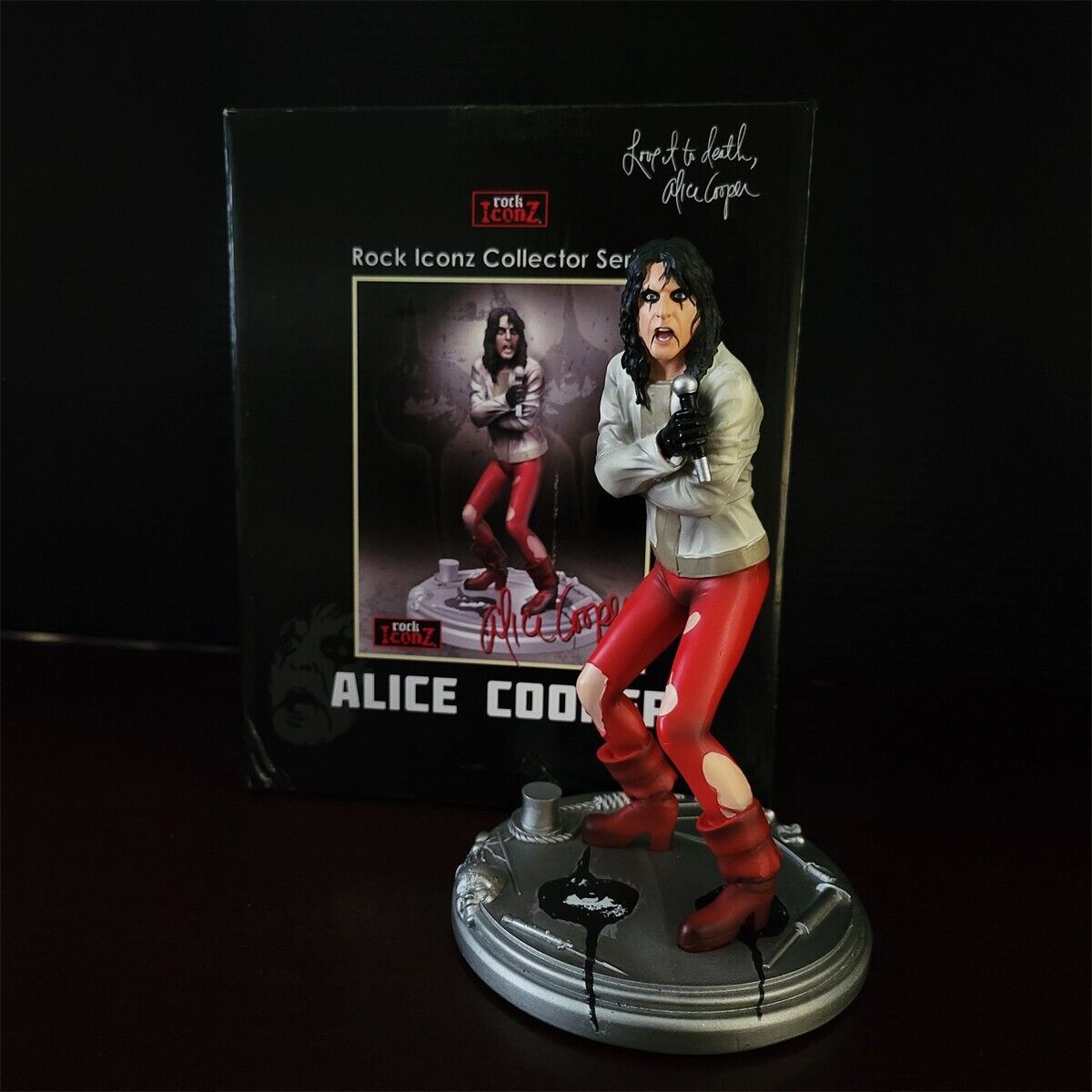KnuckleBonz Alice Cooper Straight jacket Statue Figure Limited Edition of 3000