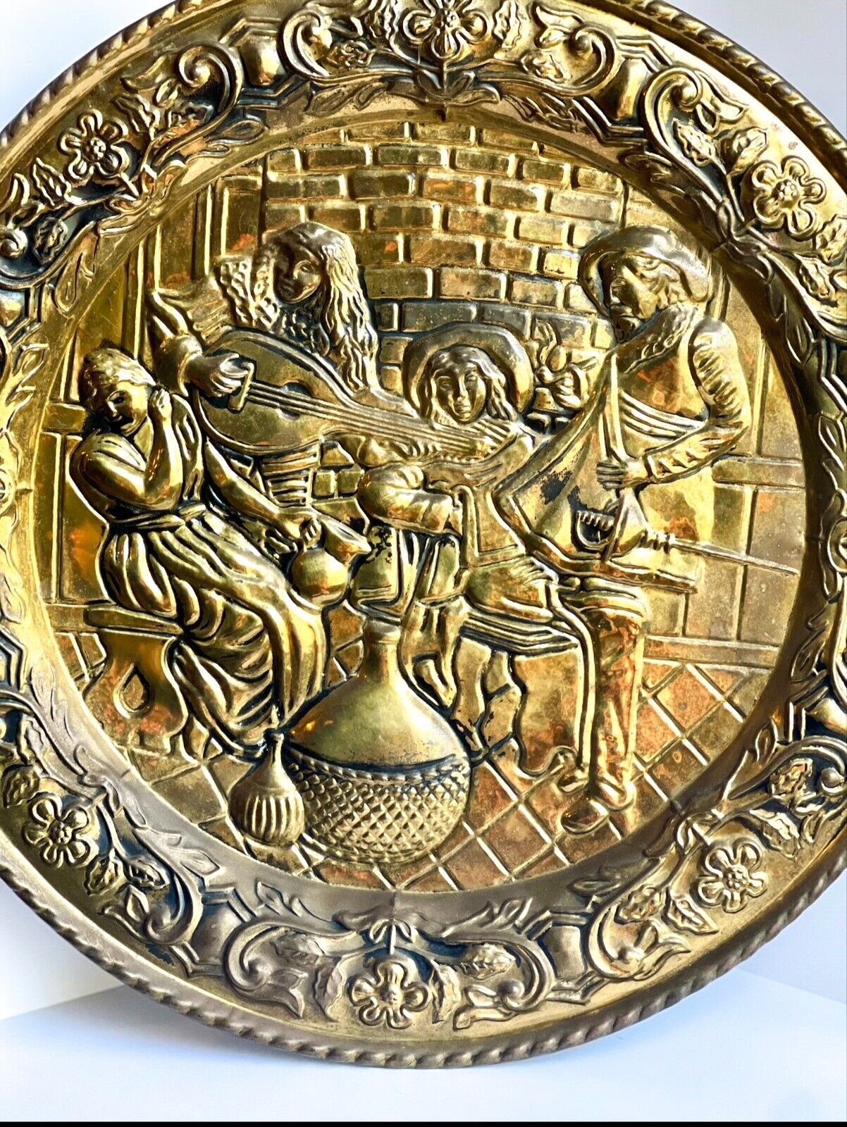 Vintage Large Round Embossed Brass Wall Hanging Plate Made In England 1930s