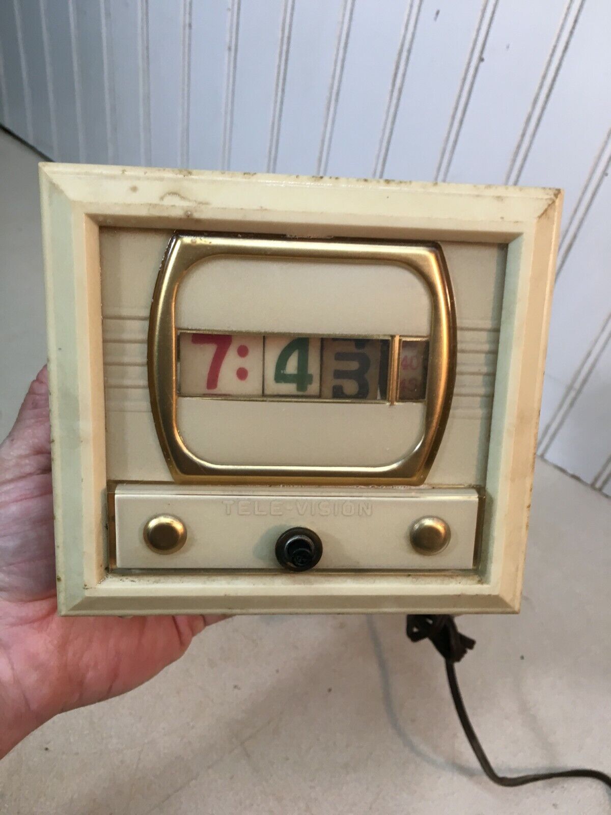 Vintage Numechron Tymeter TV Clock Mid Century- Model 700, WORKING GOOD