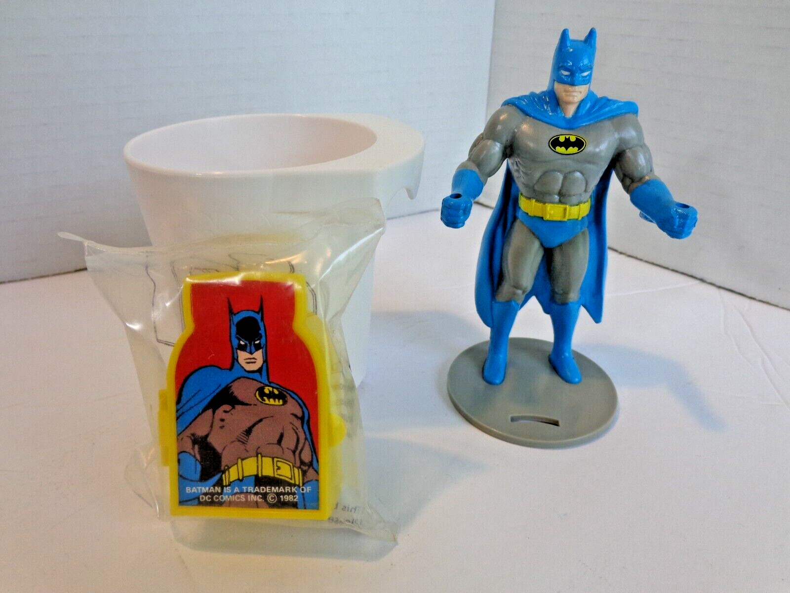 Vintage 1988 Burger King DC Comics Batman Cup & Holder & 1982 Toothbrush Holder.