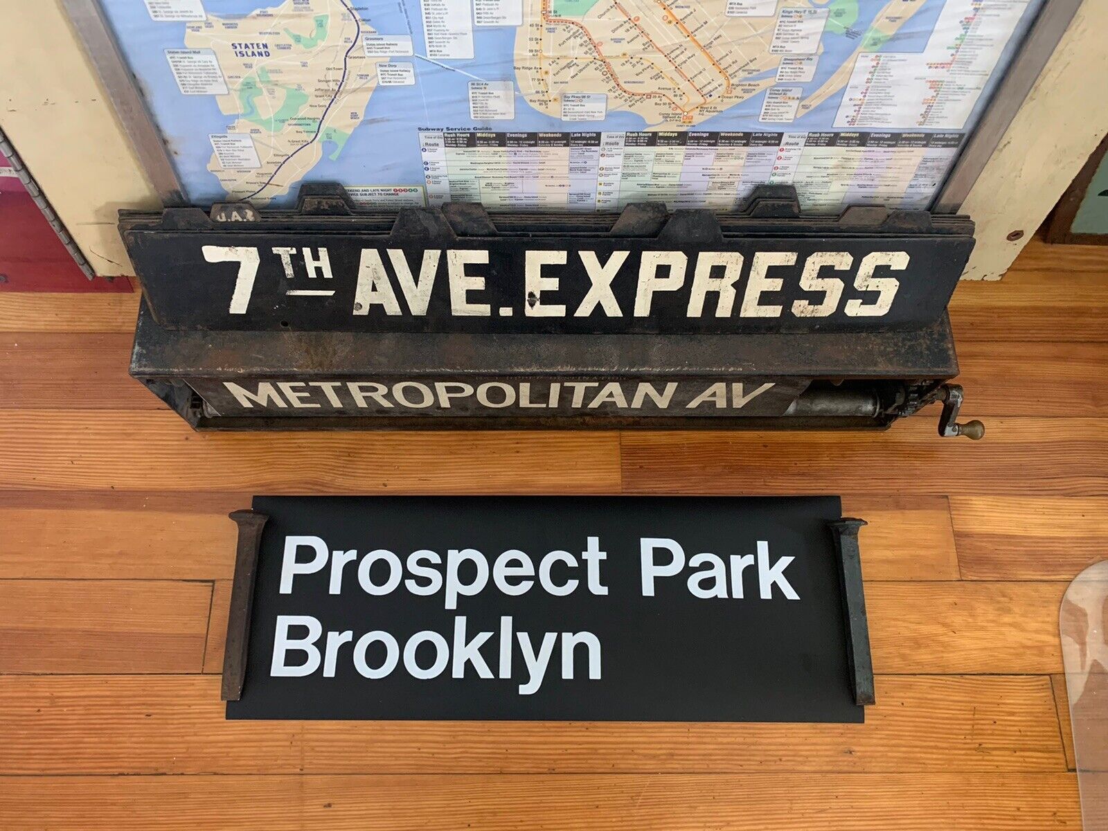 NYC SUBWAY ROLL SIGN PROSPECT PARK SLOPE FLATBUSH BROOKLYN MUSEUM BOTANIC GARDEN
