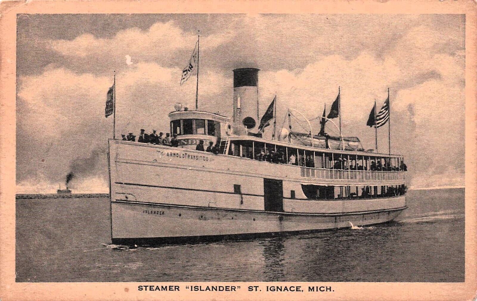 St Ignace MI Michigan SS Islander Steamer Ship Mackinac Island Vtg Postcard E42