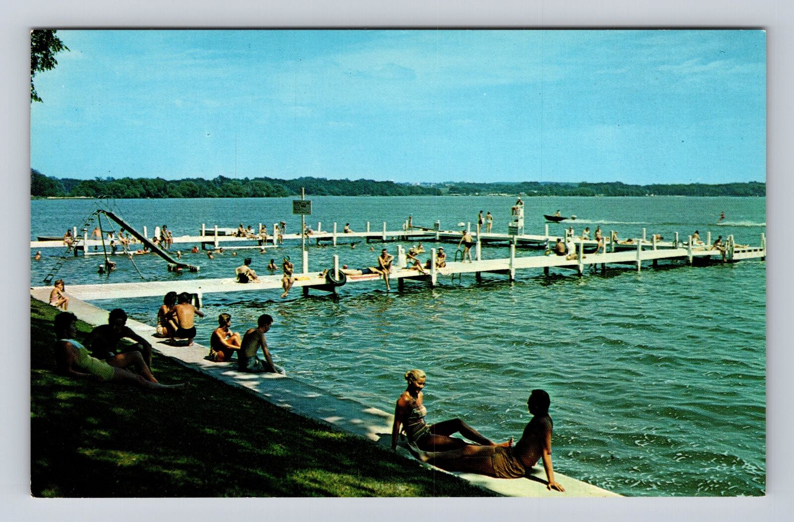 Delavan WI-Wisconsin, Delavan Lake Swimming & Sun Bathing Vintage Postcard