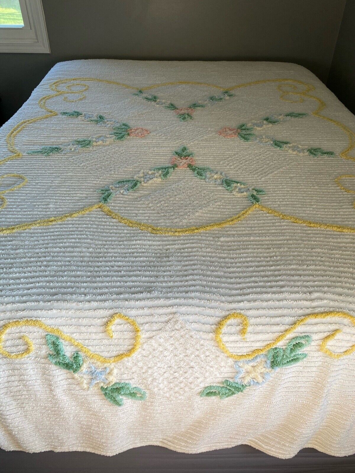 Vintage Chenille Queen Bedspread Plush Floral Chenille-Mid Century-1940s 1950s