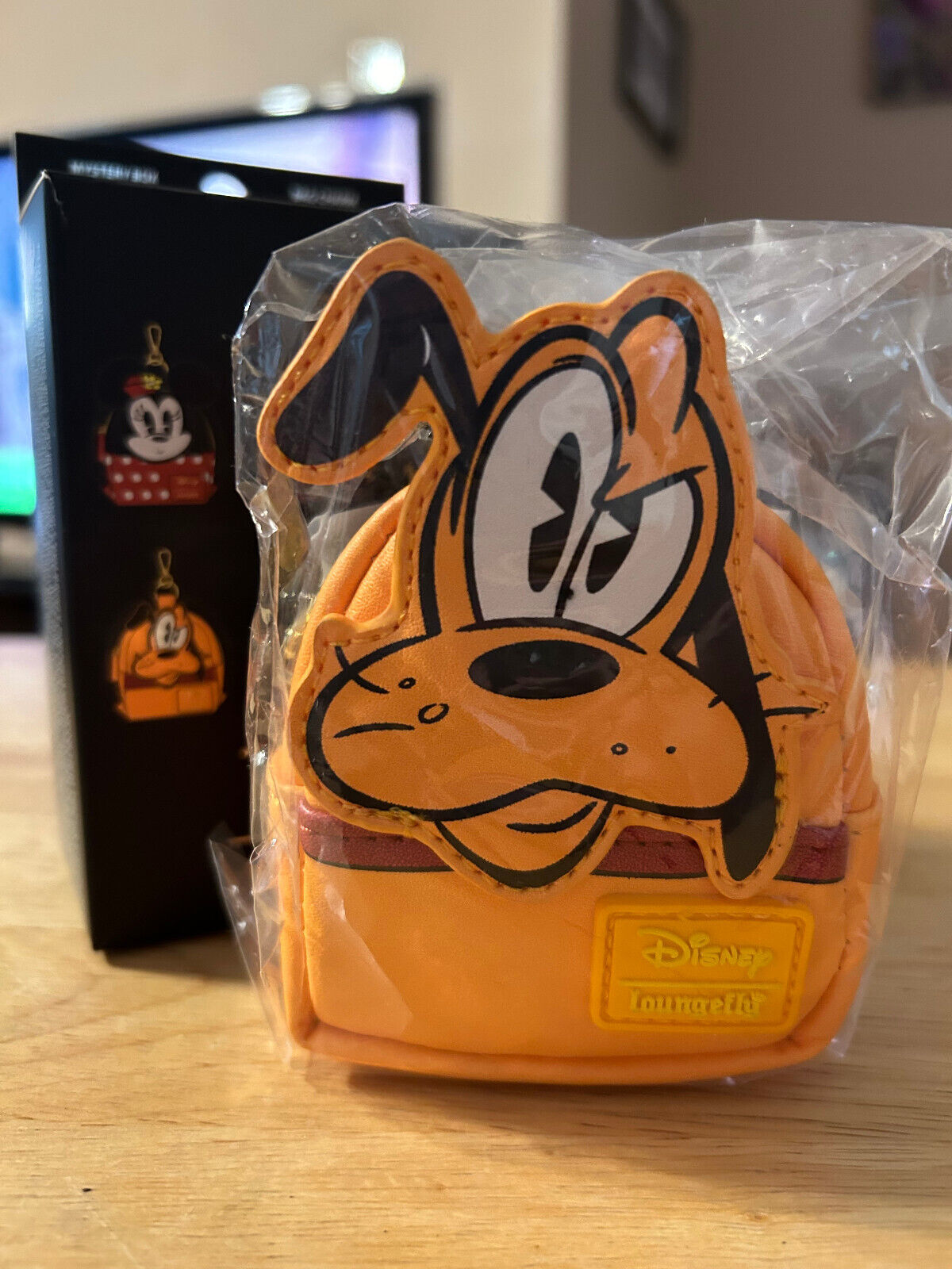 Disney Loungefly Mickey & Friends Picnic Pluto Mini Backpack Keychain w/Box NEW